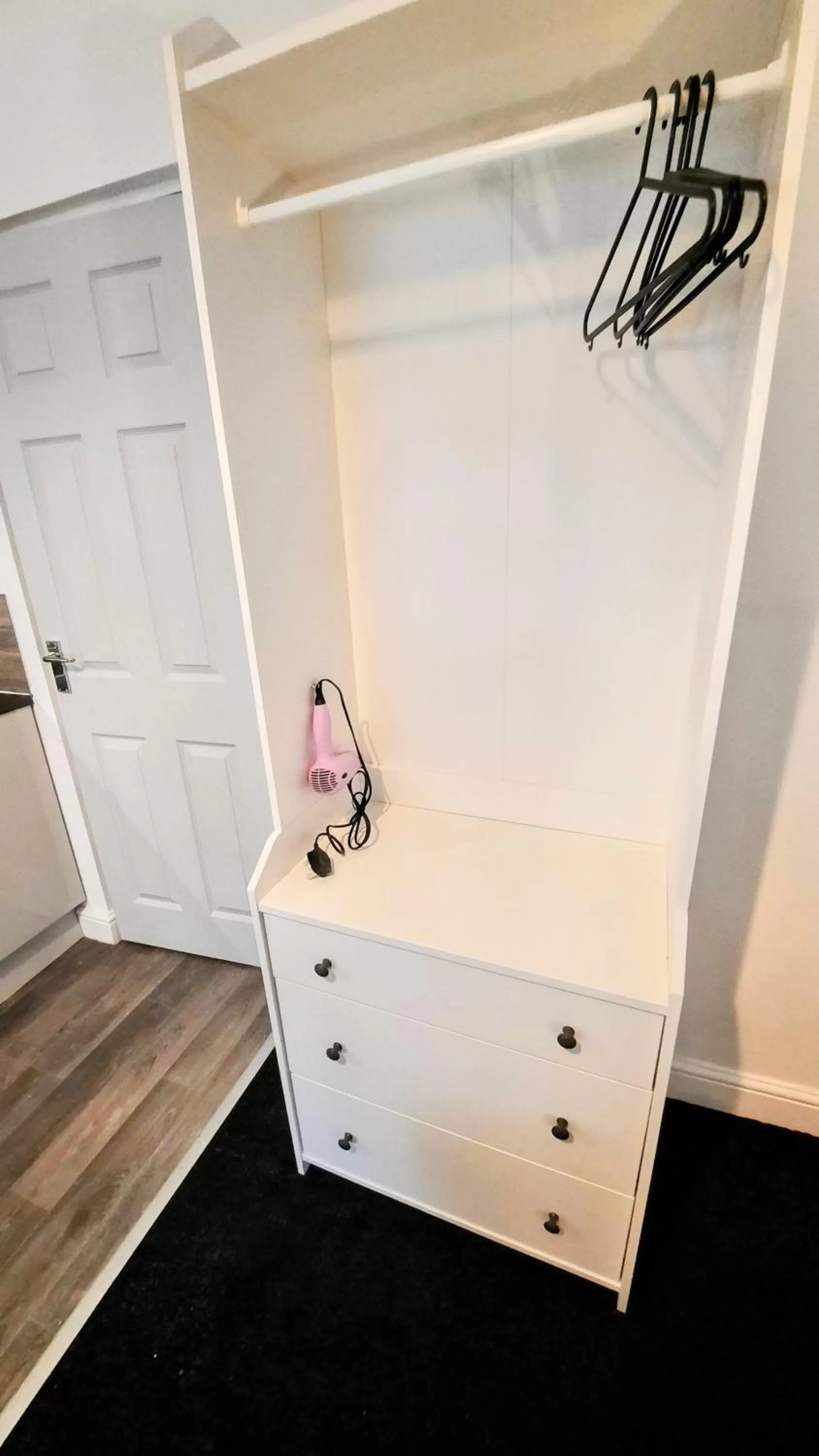 heating, Bathroom in Burford Road - Stay. Sleep. Rest.