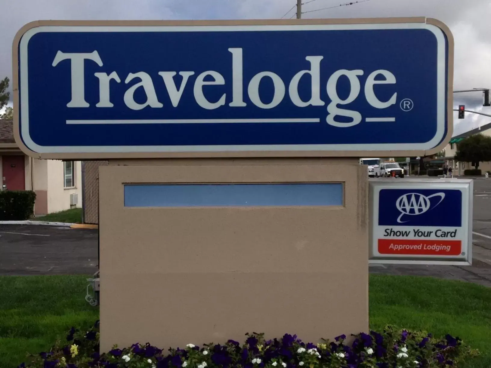 Property logo or sign, Property Logo/Sign in Travelodge by Wyndham Santa Rosa Wine Country