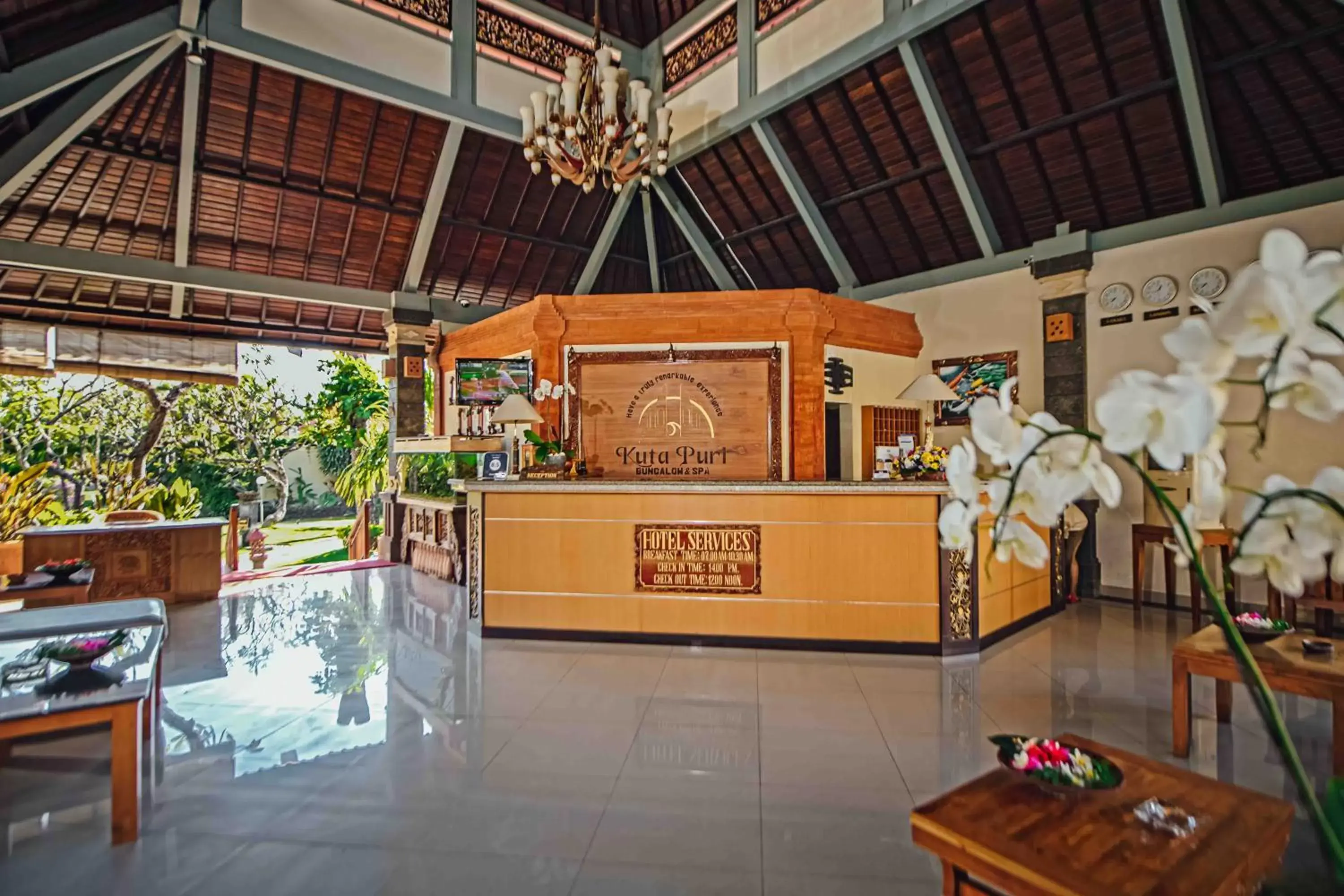 Lobby or reception in Kuta Puri Bungalows, Villas and Resort