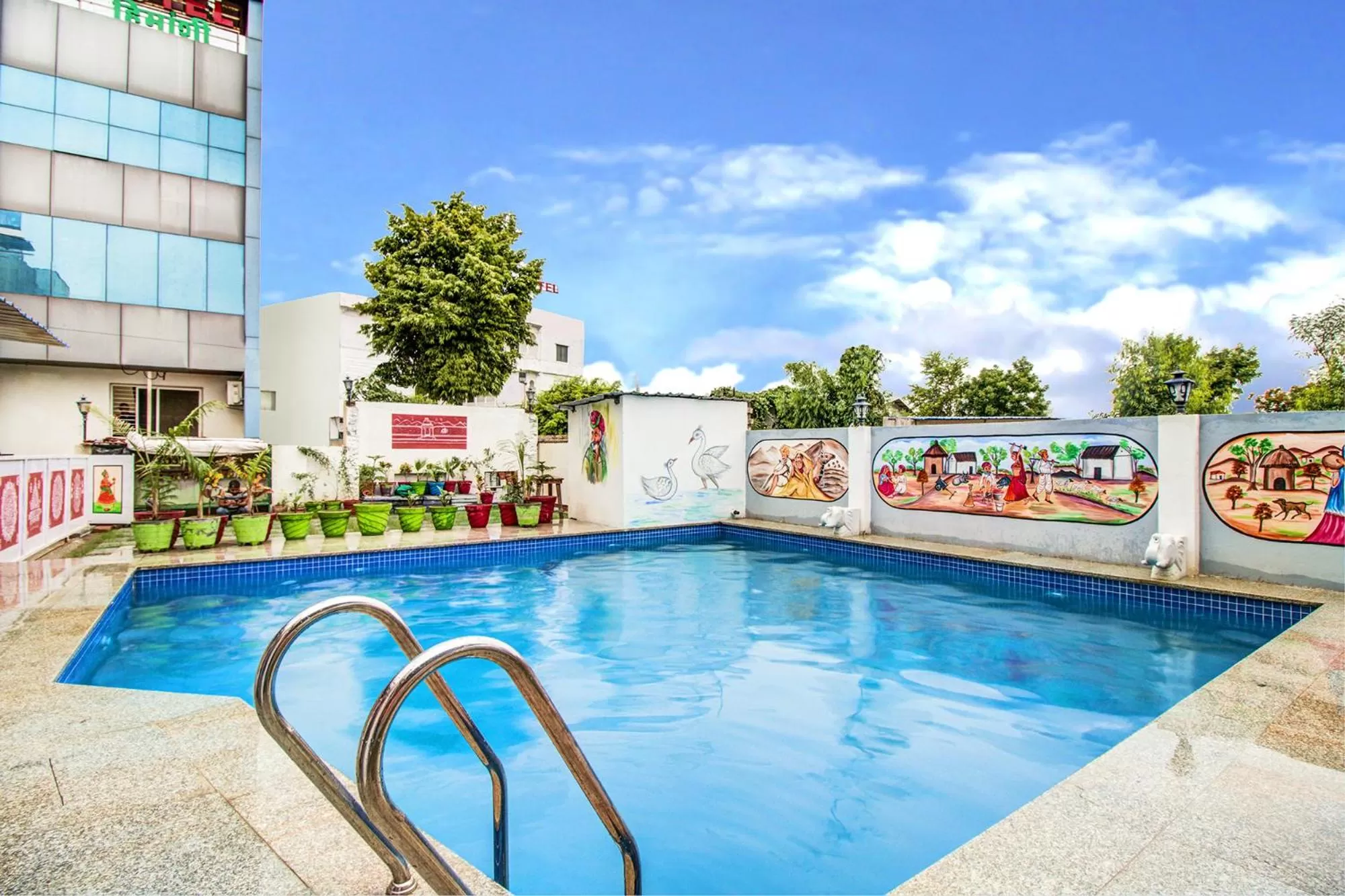Swimming pool in FabHotel Himanshi