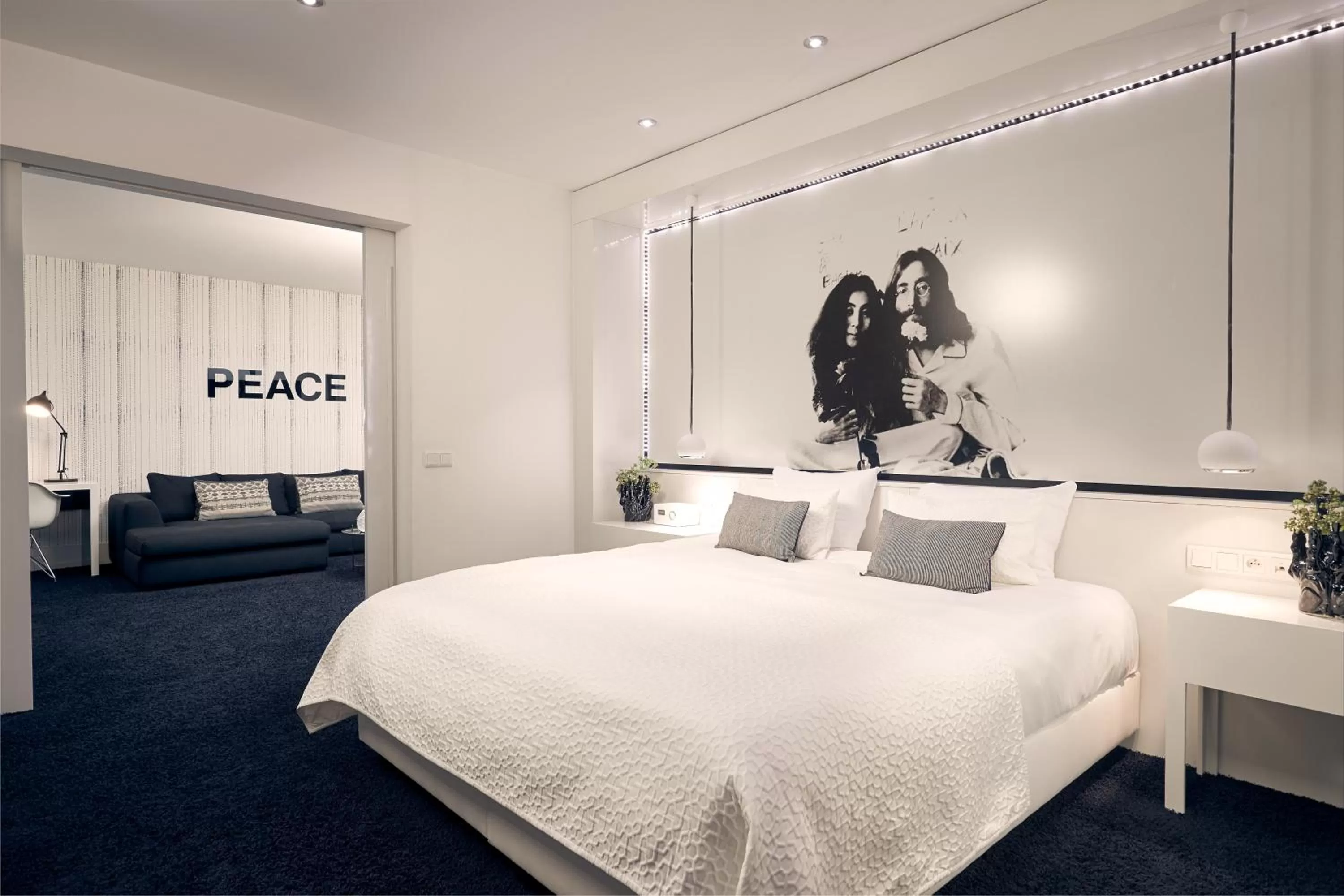 Photo of the whole room, Bed in Van Der Valk Hotel Brugge Oostkamp