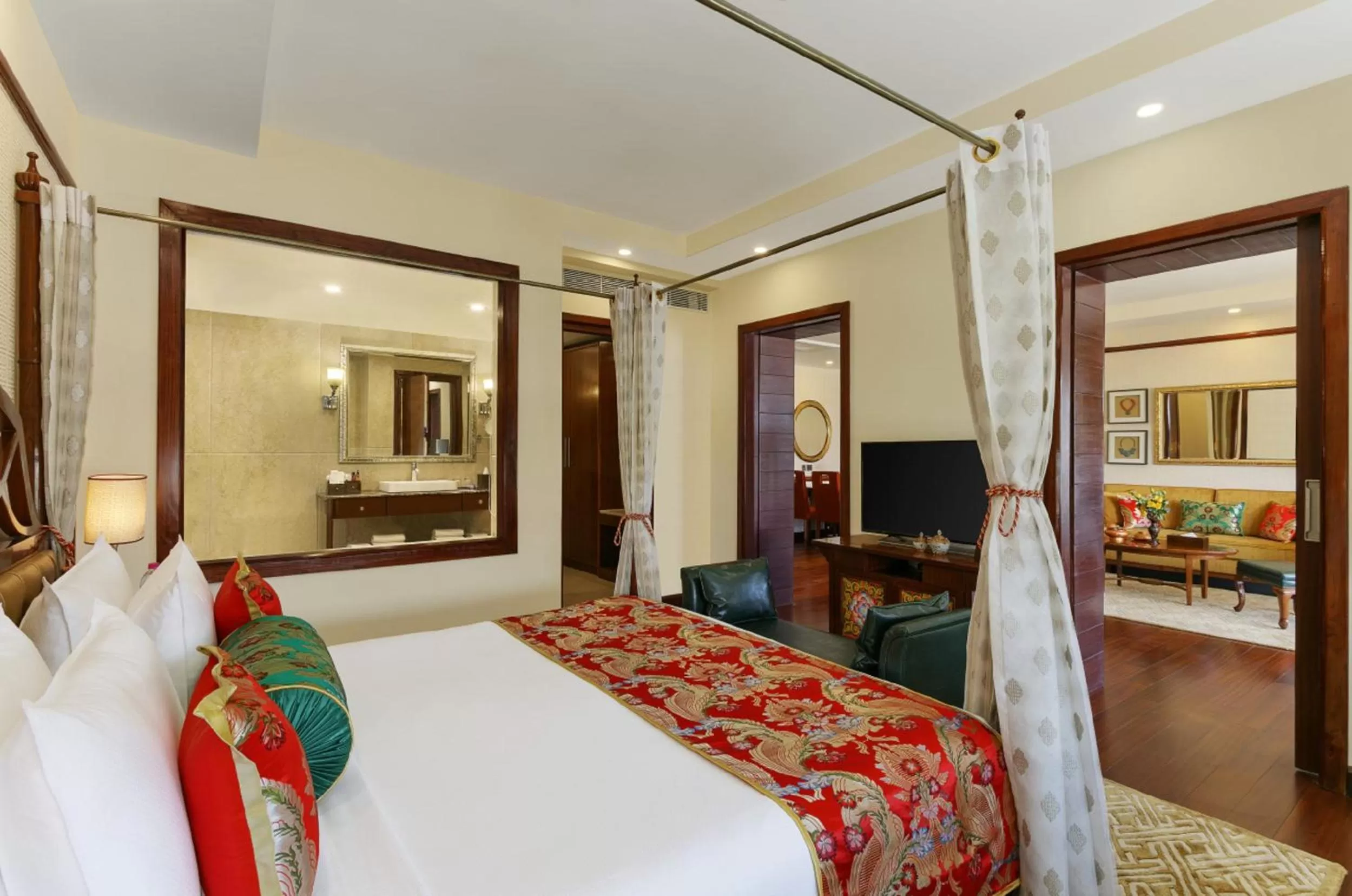 Luxury Suite in The Grand Dragon Ladakh