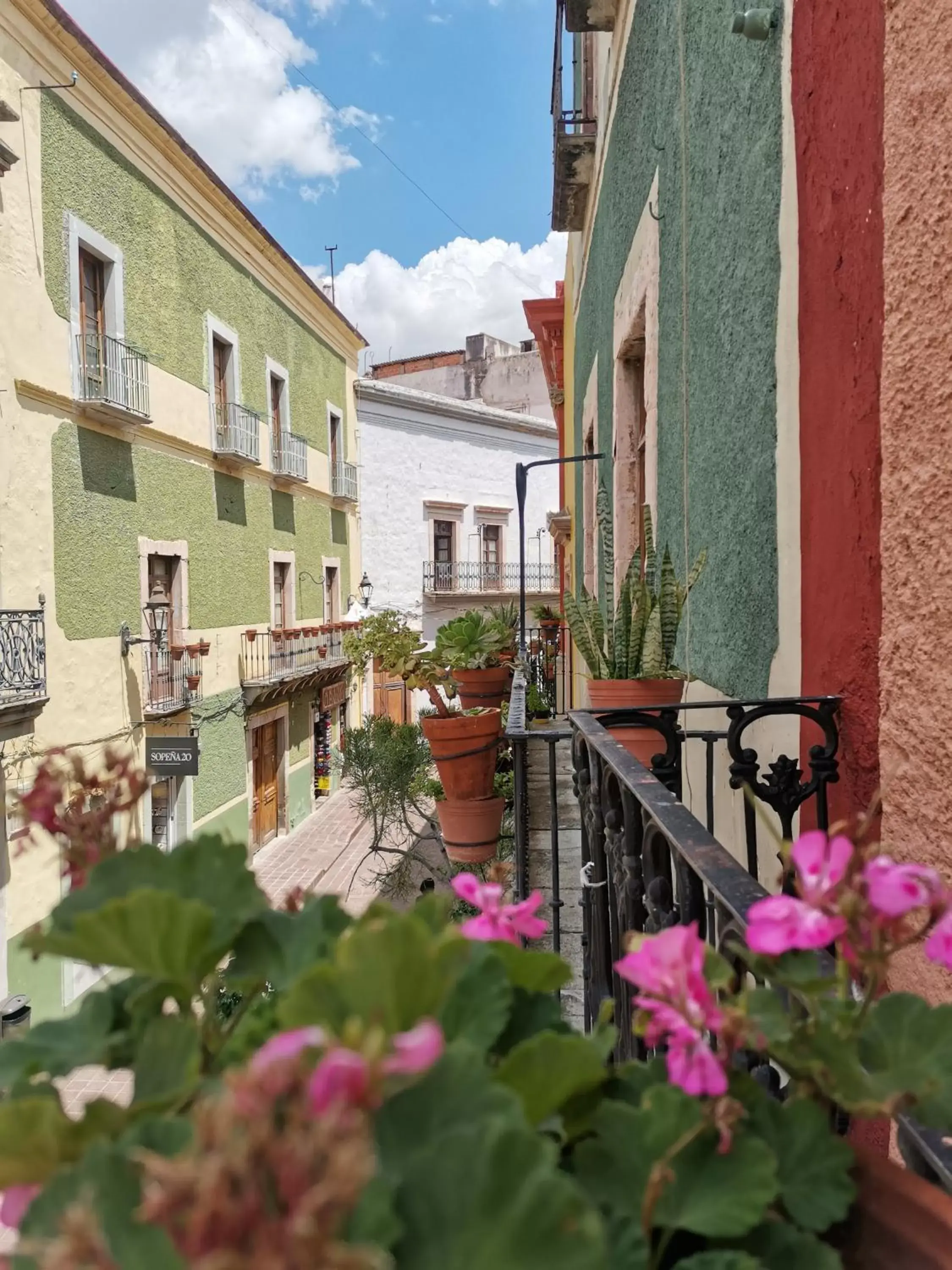 Balcony/Terrace, Property Building in Hotel La Notaría