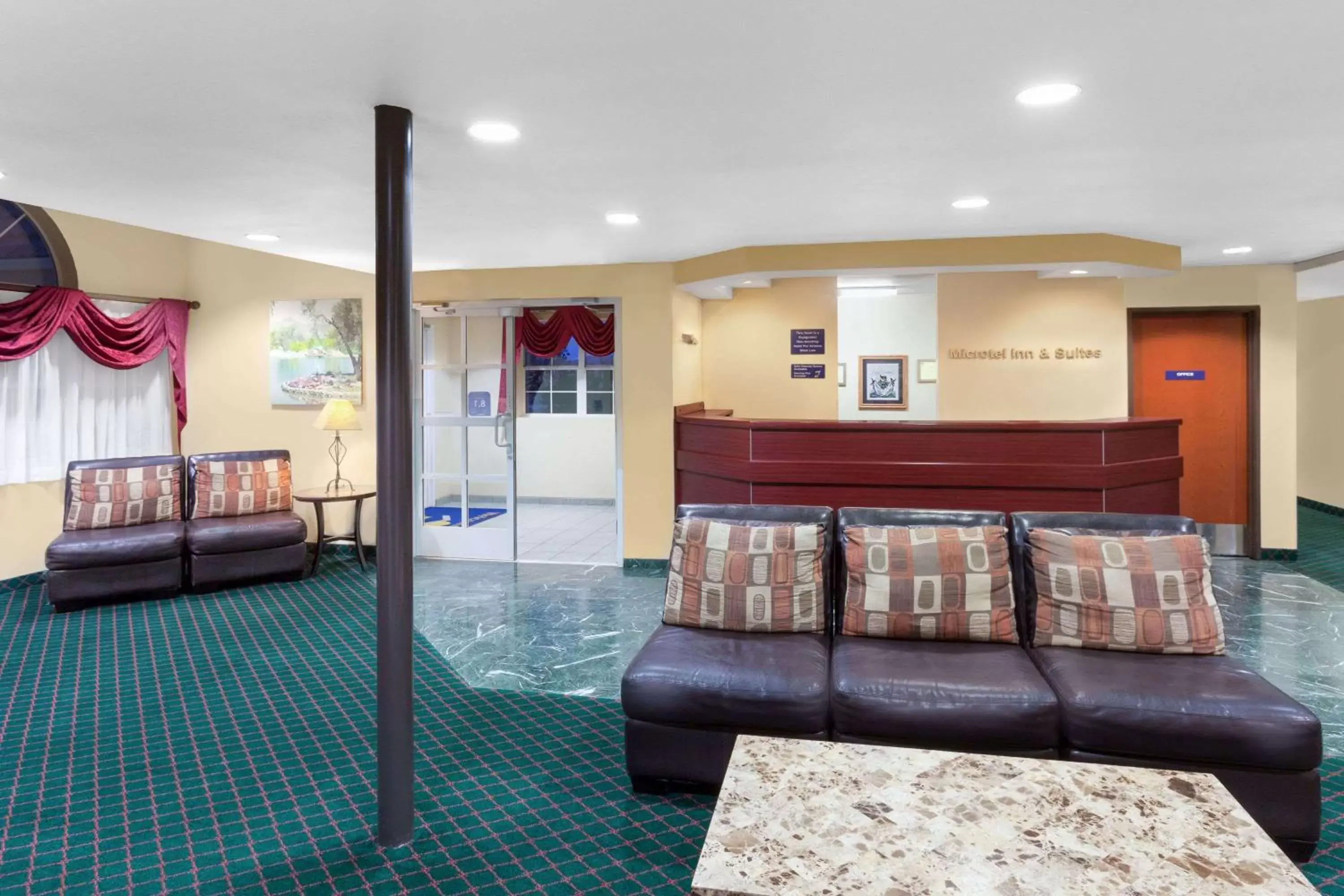 Lobby or reception, Lobby/Reception in Microtel Inn & Suites by Wyndham Wellton
