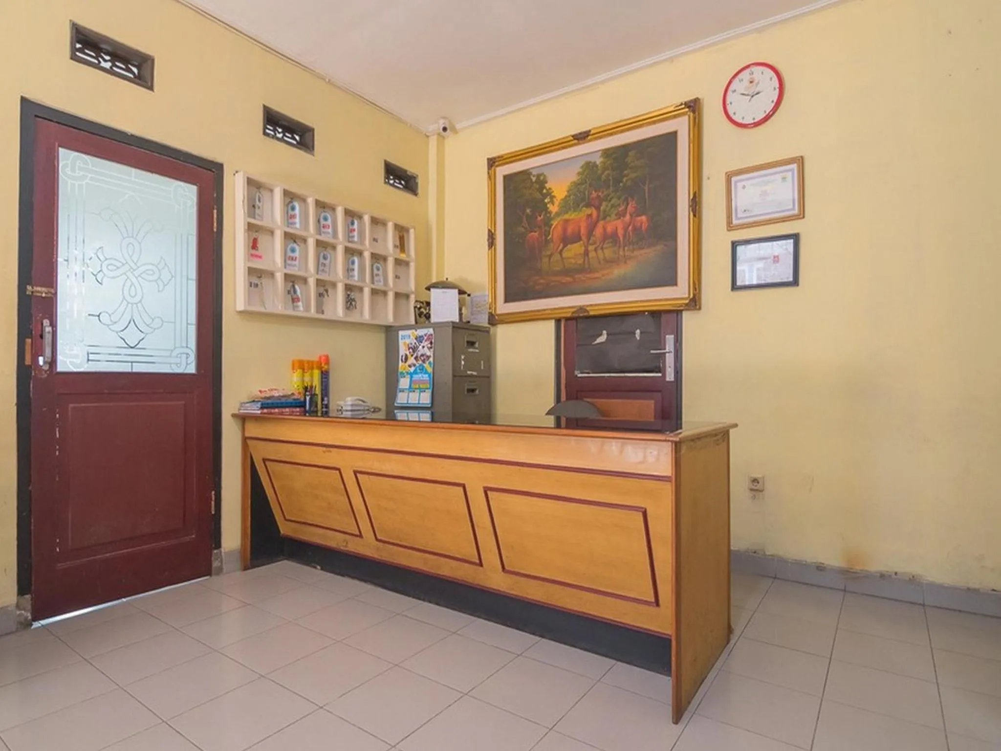 Lobby or reception in RedDoorz @ Buah Batu 3