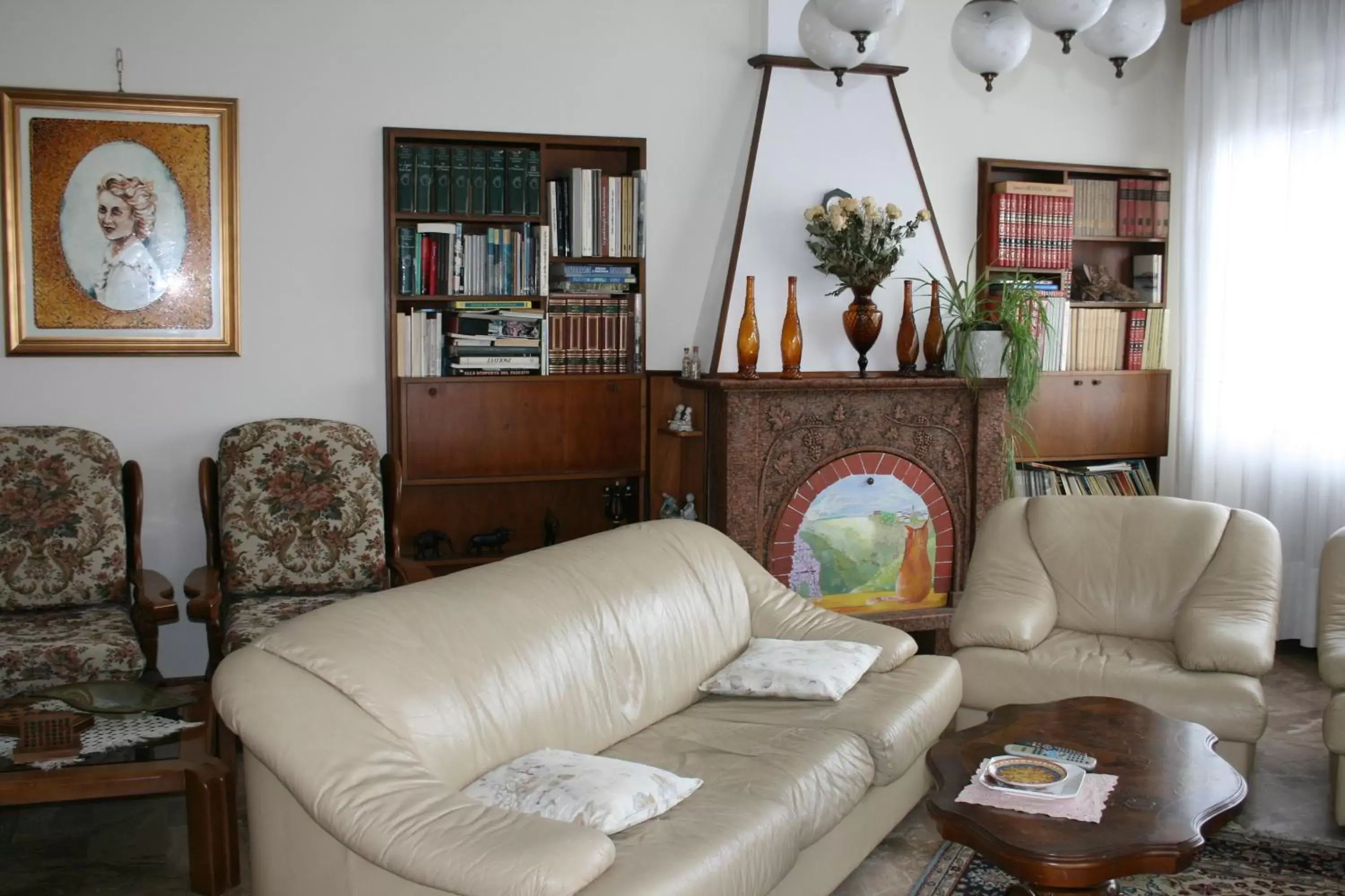 Library, Seating Area in B&B Il Glicine