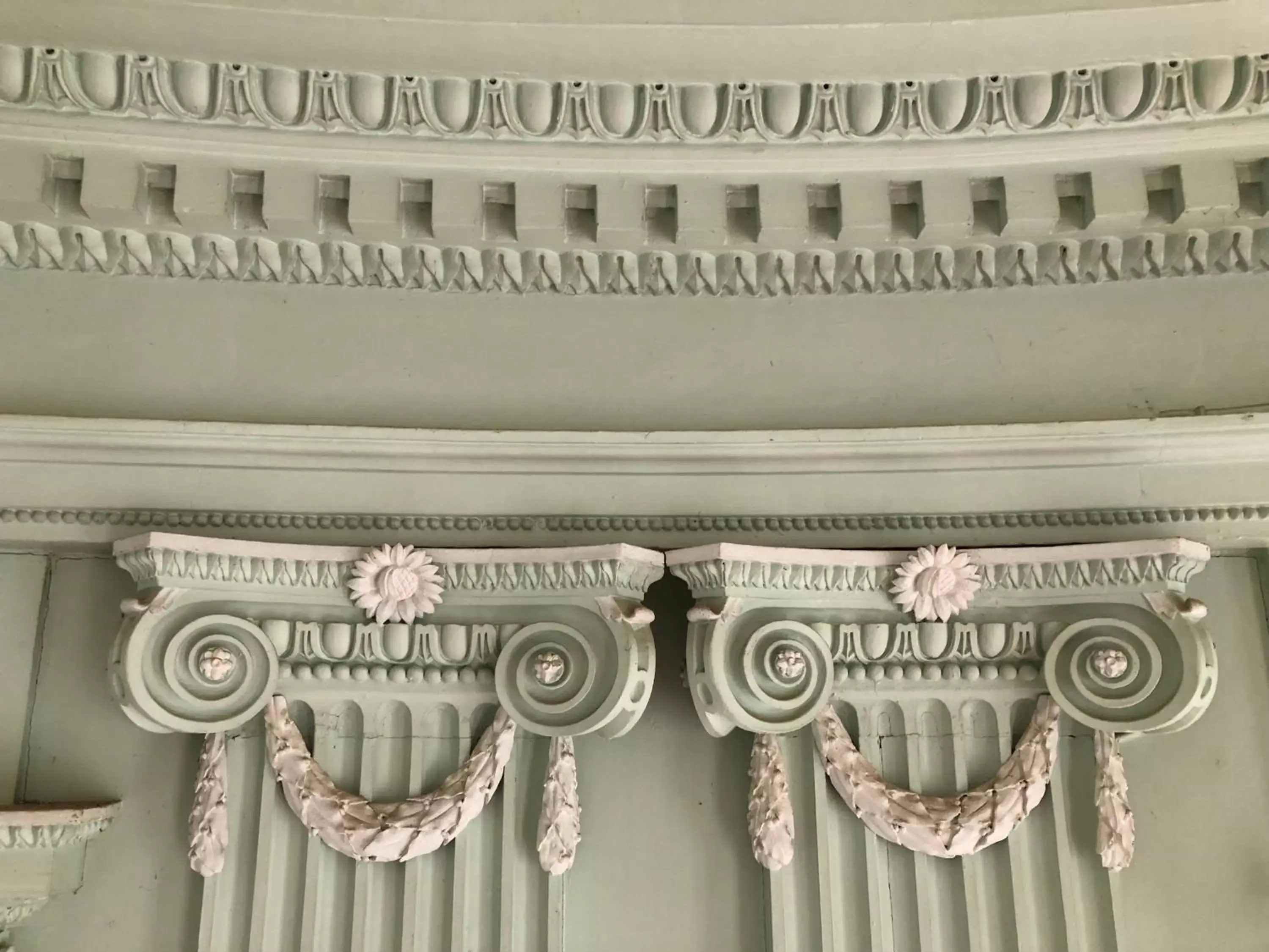 Decorative detail, Banquet Facilities in Castel Saint-Léonard