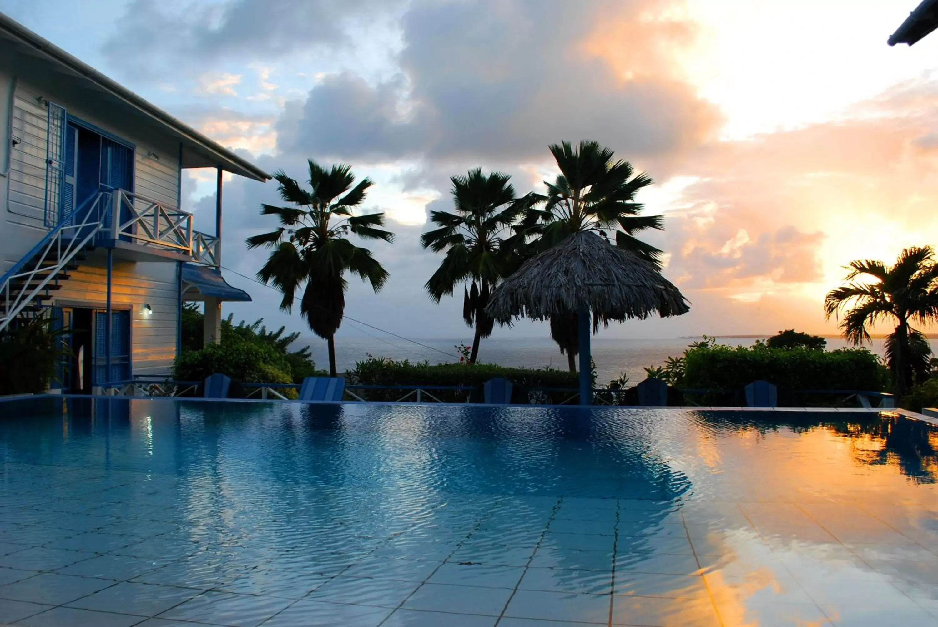 Swimming Pool in Half Moon Blue Hotel