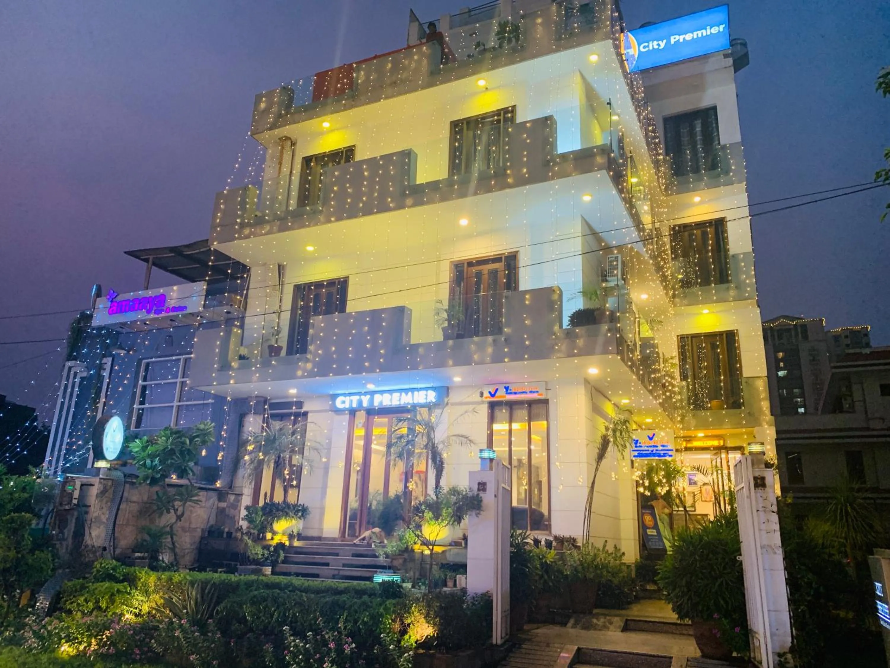 Bird's eye view in Hotel City Premier - Near Galleria Market , Super Mart-1 DLF Gurgaon