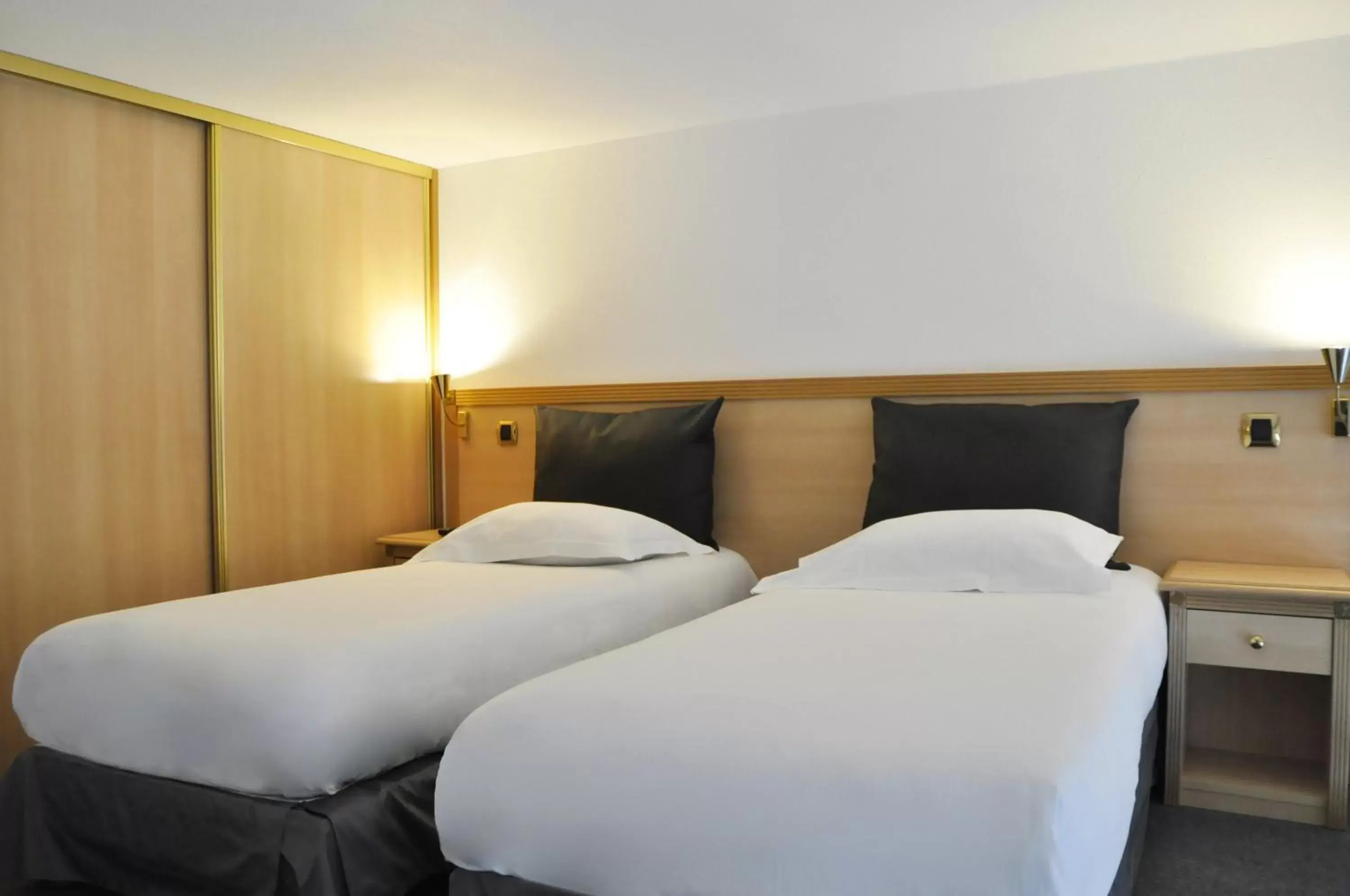 Bed in Westotel Nantes Atlantique