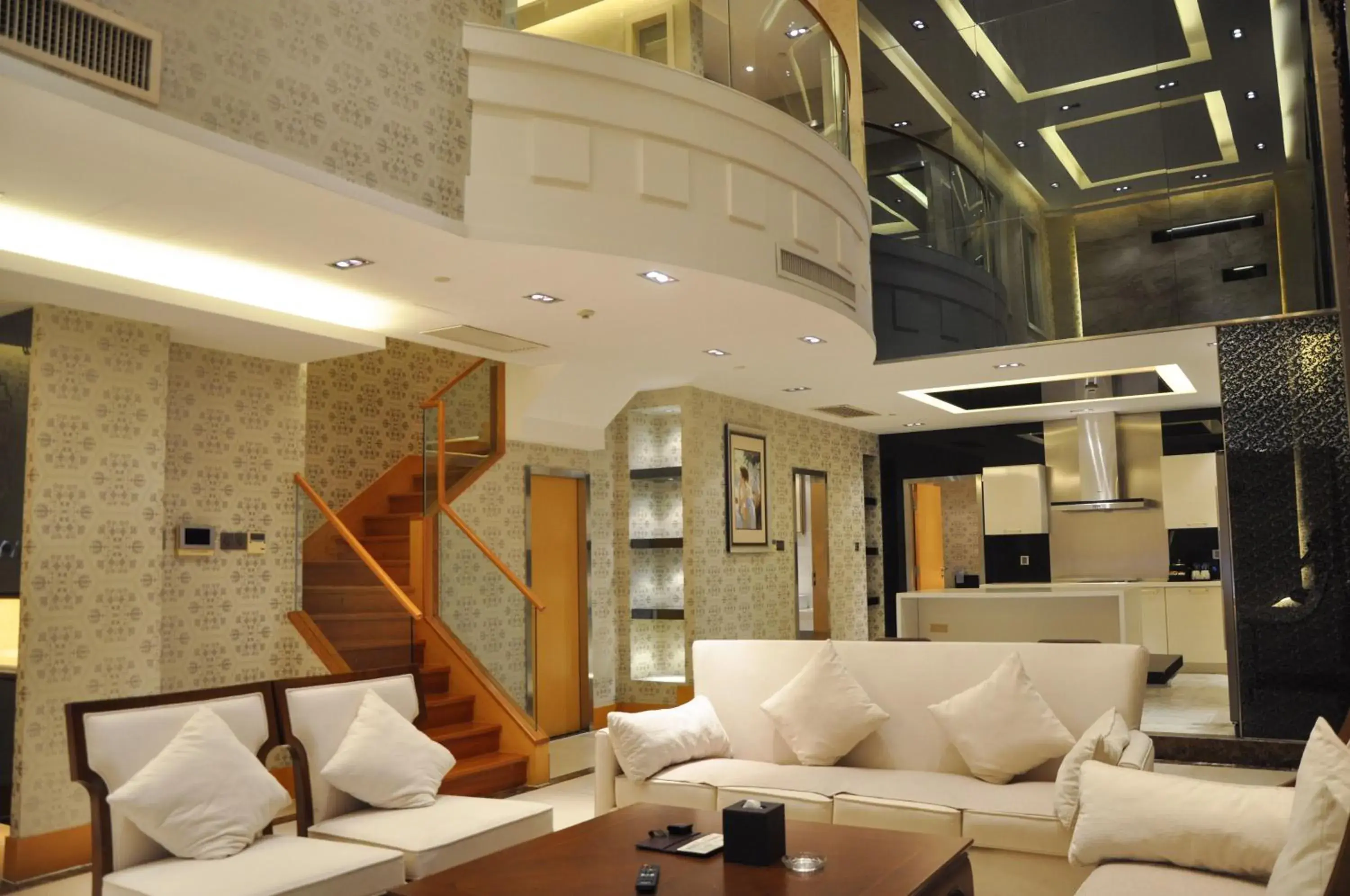 Living room, Lobby/Reception in Haikou Mingguang Shengyi Hotel (Previous Mingguang International Hotel)