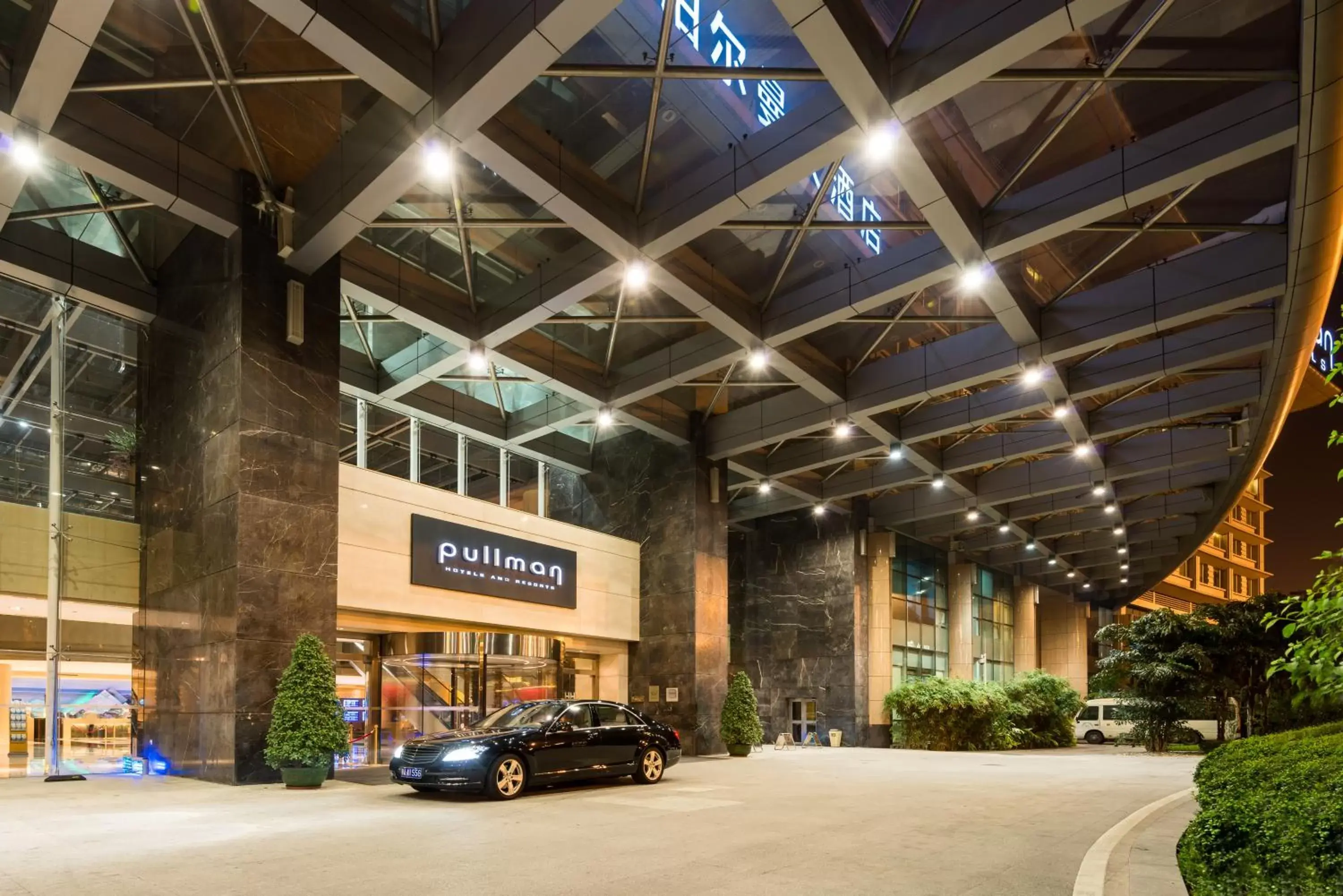 Facade/entrance in Pullman Guangzhou Baiyun Airport