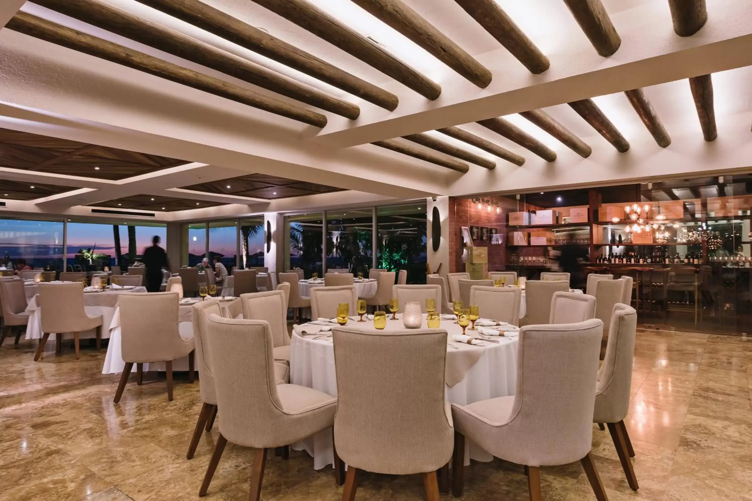 Restaurant/Places to Eat in Sheraton Buganvilias Resort & Convention Center