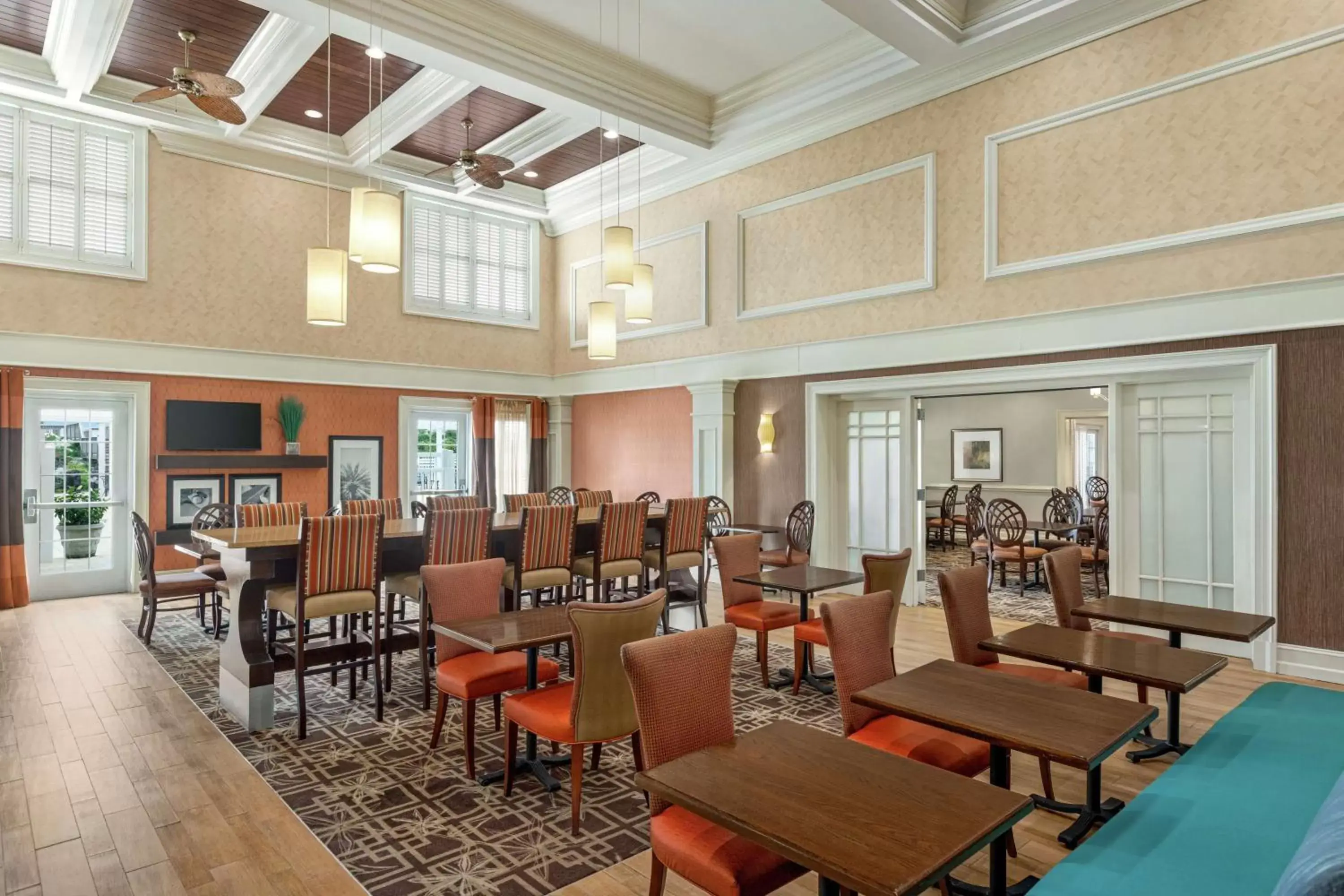 Breakfast, Restaurant/Places to Eat in Hampton Inn & Suites Outer Banks/Corolla