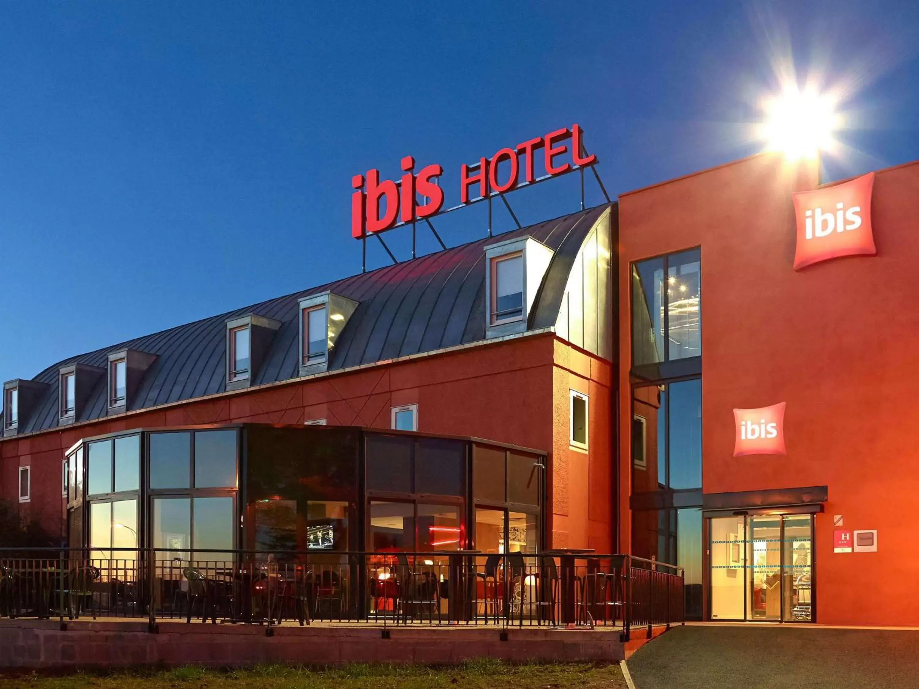 Property Building in ibis Chalon Sur Saone Nord