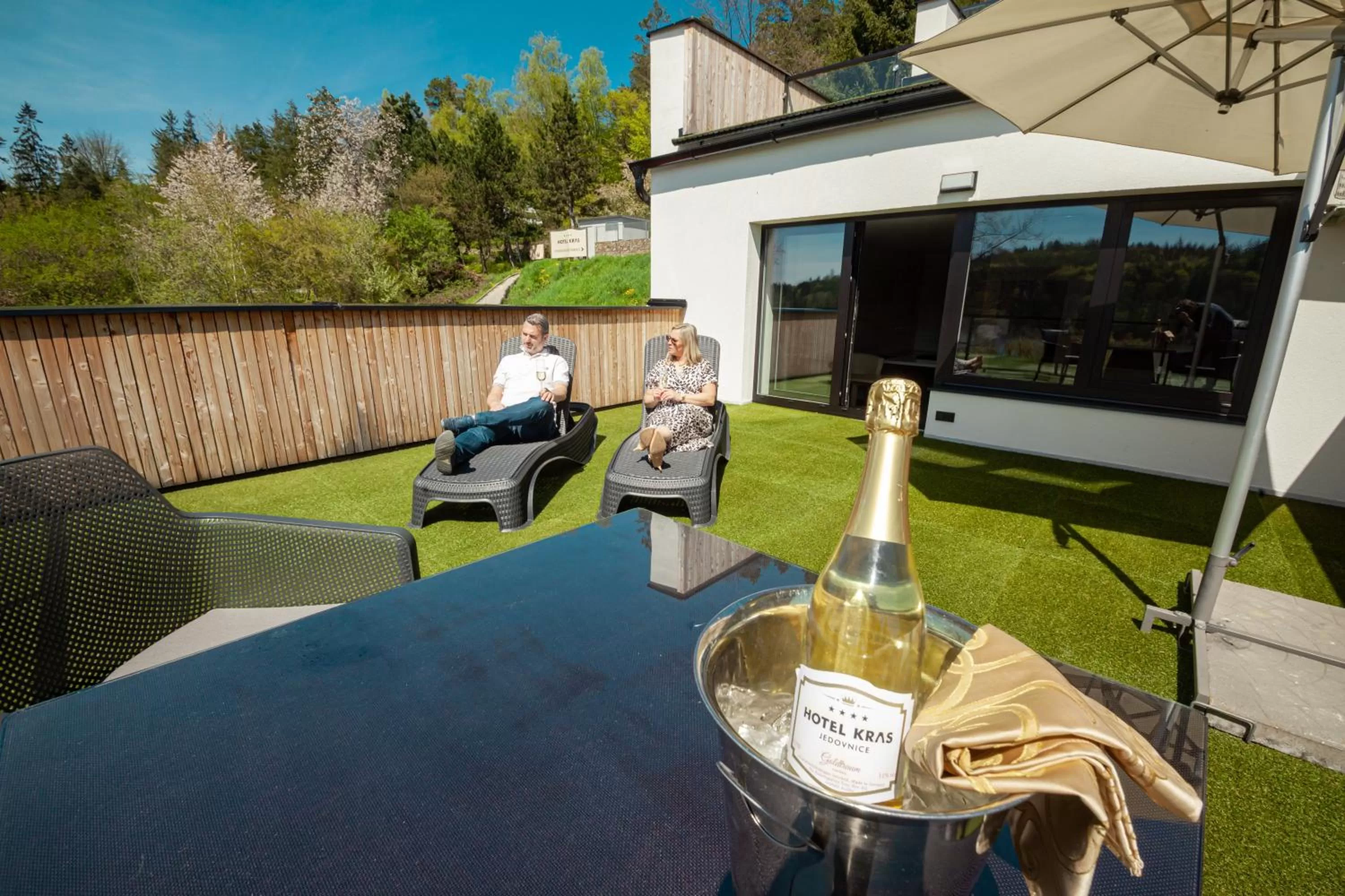 Seating area in Hotel Kras