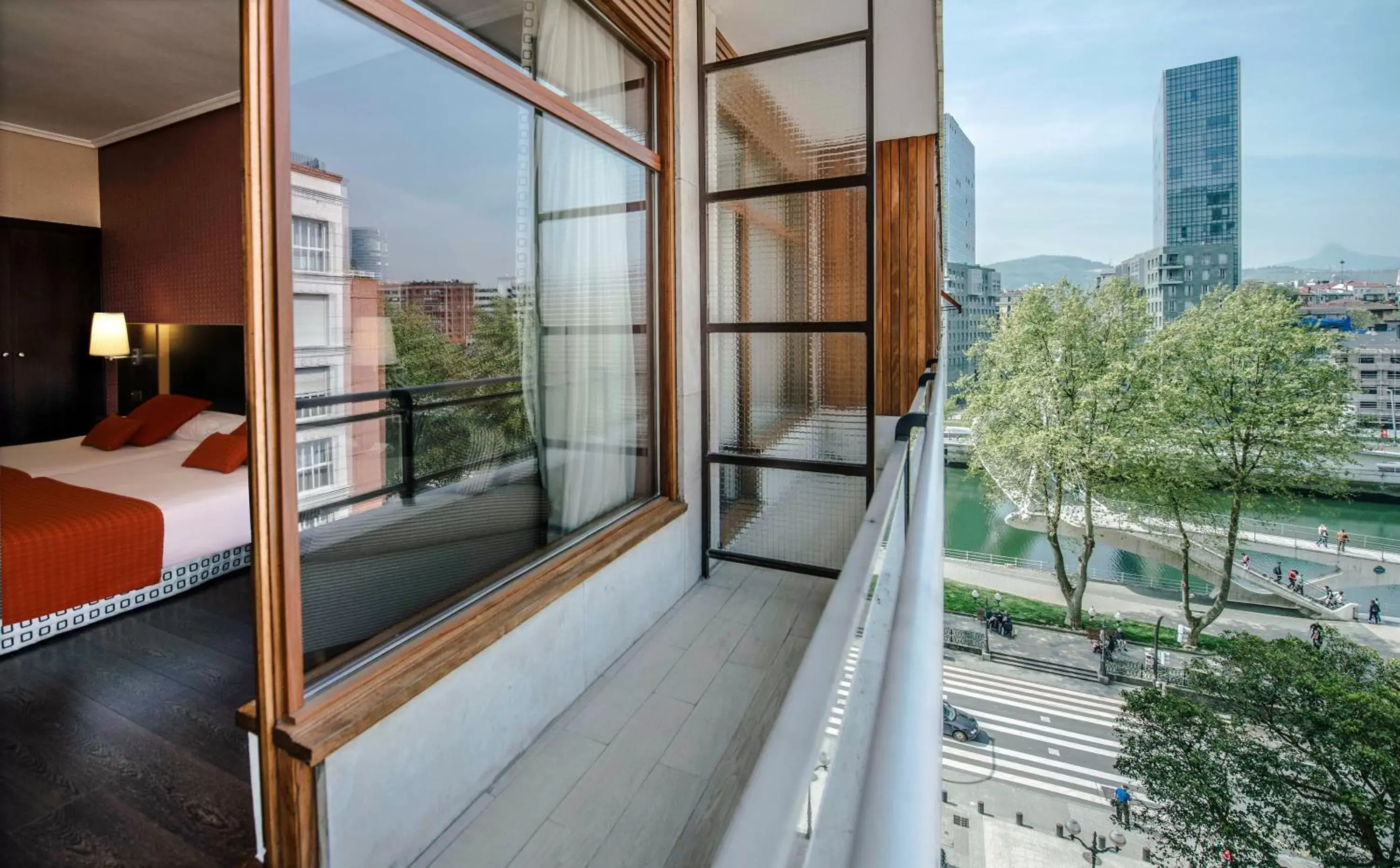 Nearby landmark, Balcony/Terrace in Hotel Conde Duque Bilbao