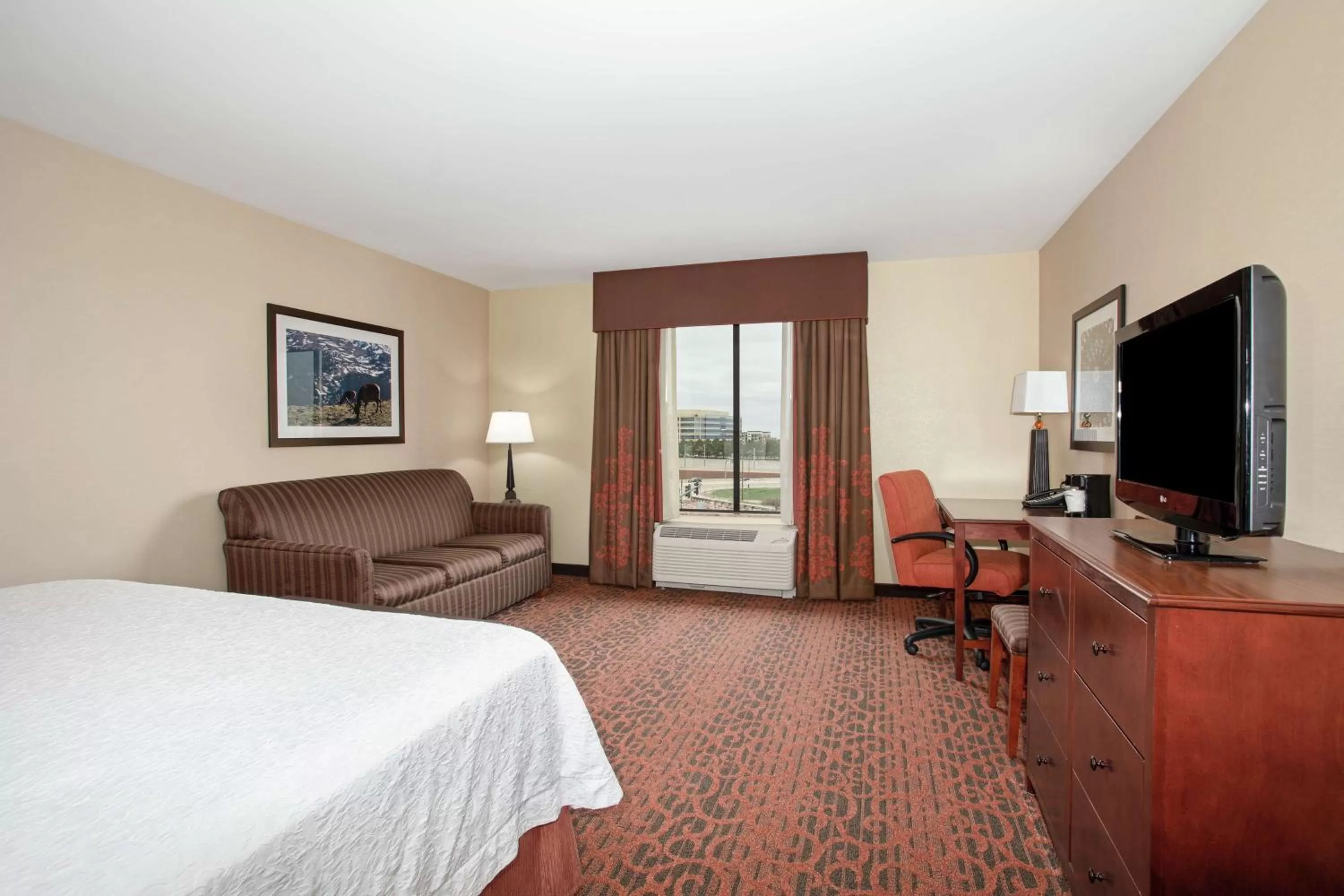 Bedroom, Bed in Hampton Inn and Suites Denver/South-RidgeGate
