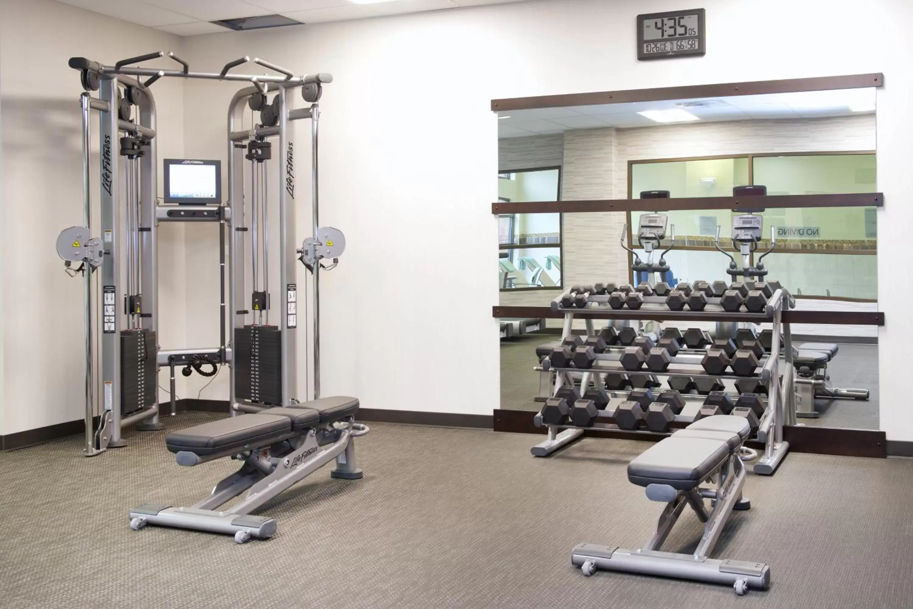 Fitness centre/facilities, Fitness Center/Facilities in Courtyard by Marriott Seattle Everett Downtown