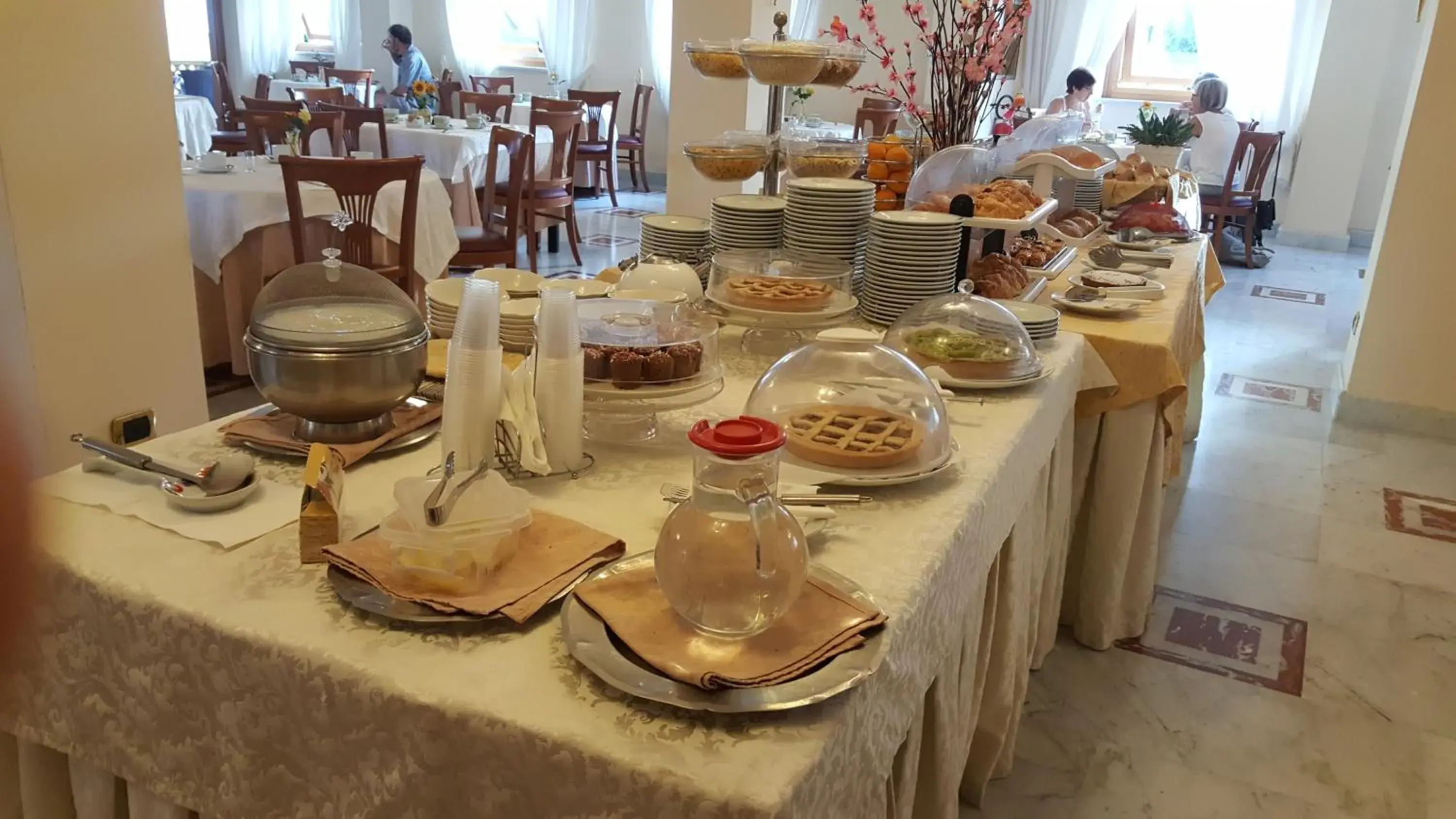 Buffet breakfast in Hotel Villa Igea