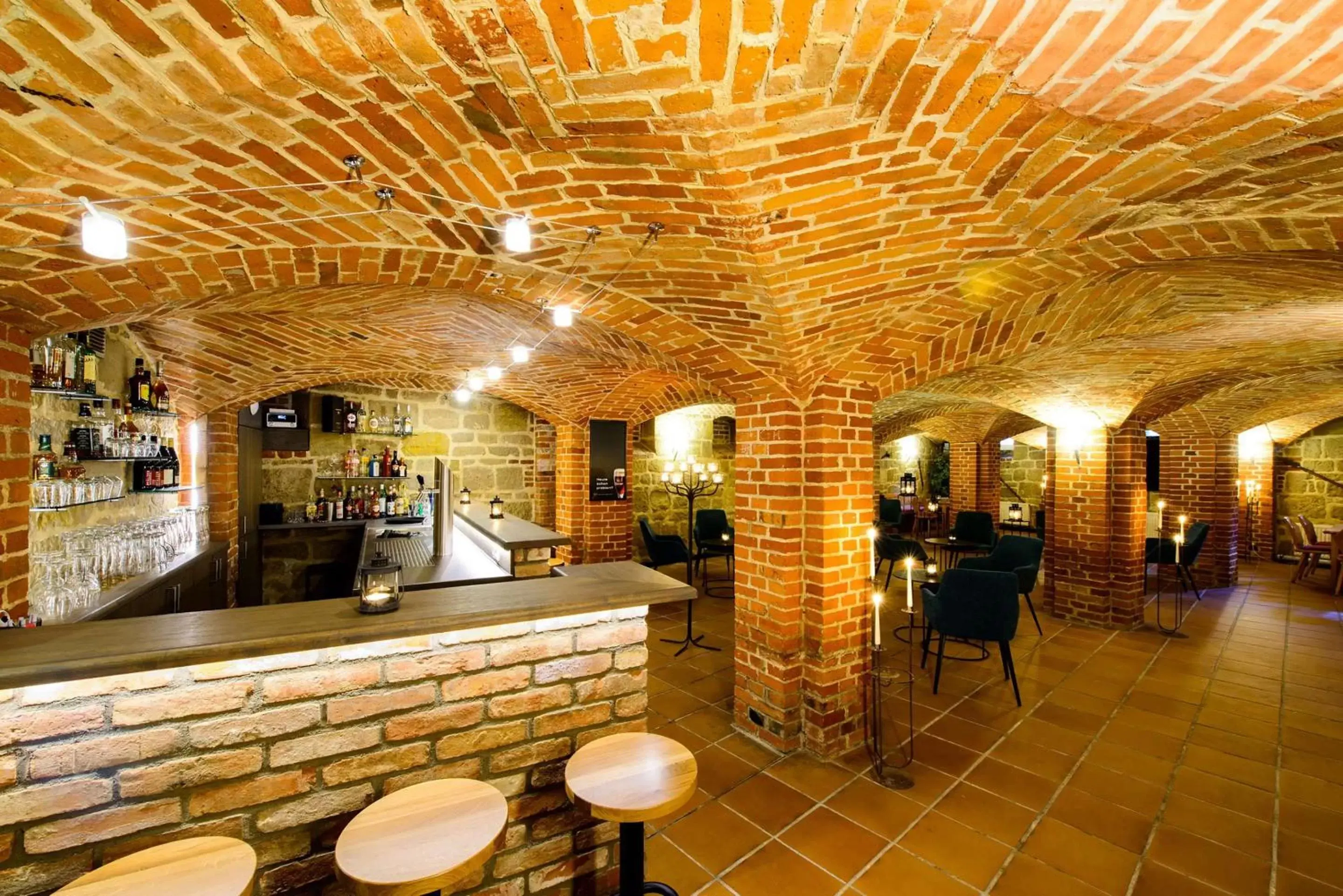 Lounge or bar, Restaurant/Places to Eat in Best Western Hotel Schlossmühle Quedlinburg