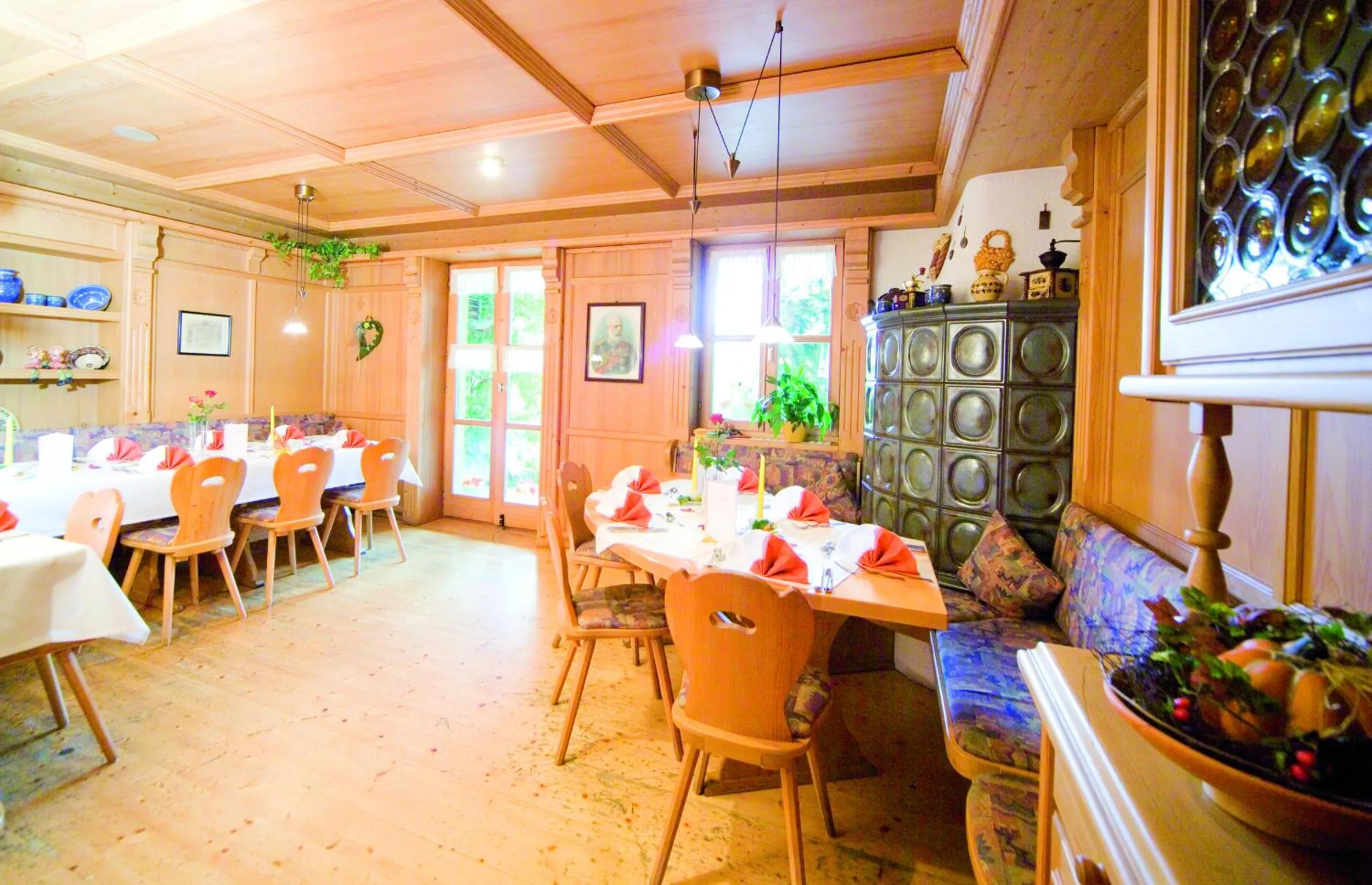 Restaurant/places to eat in Flair Hotel Dobrachtal