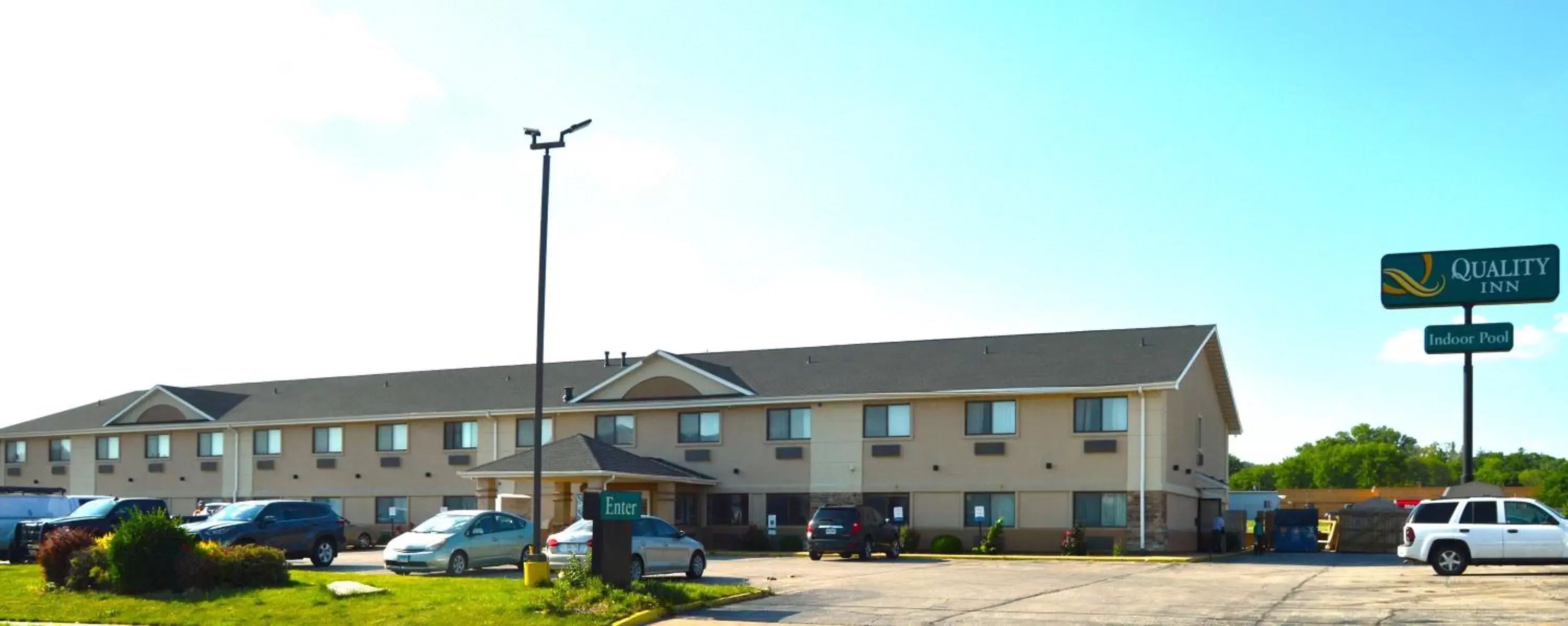 Property Building in Quality Inn - Coralville
