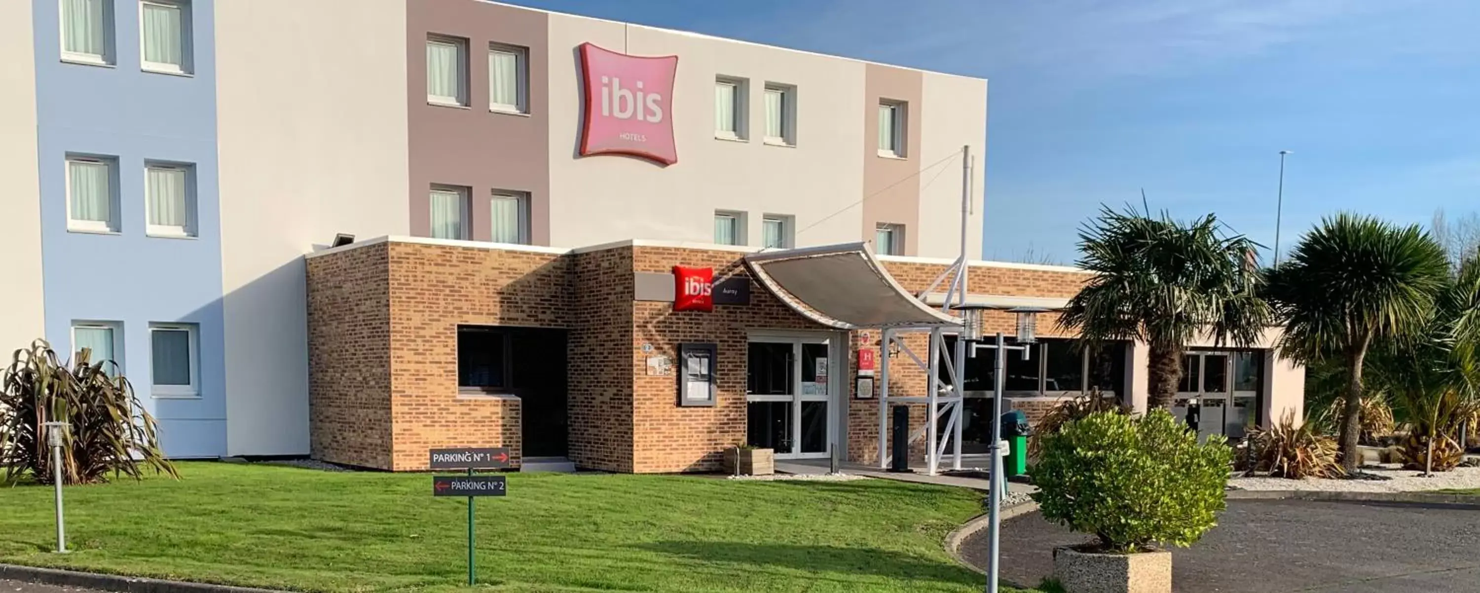 Property building in Ibis Auray Property building in Ibis Auray