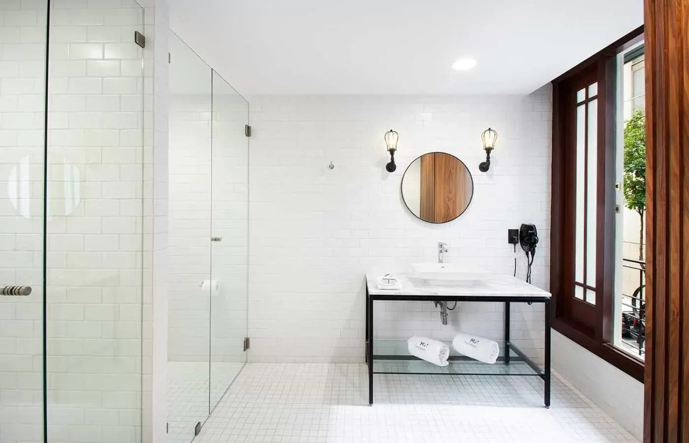 Toilet, Bathroom in Hotel MX reforma