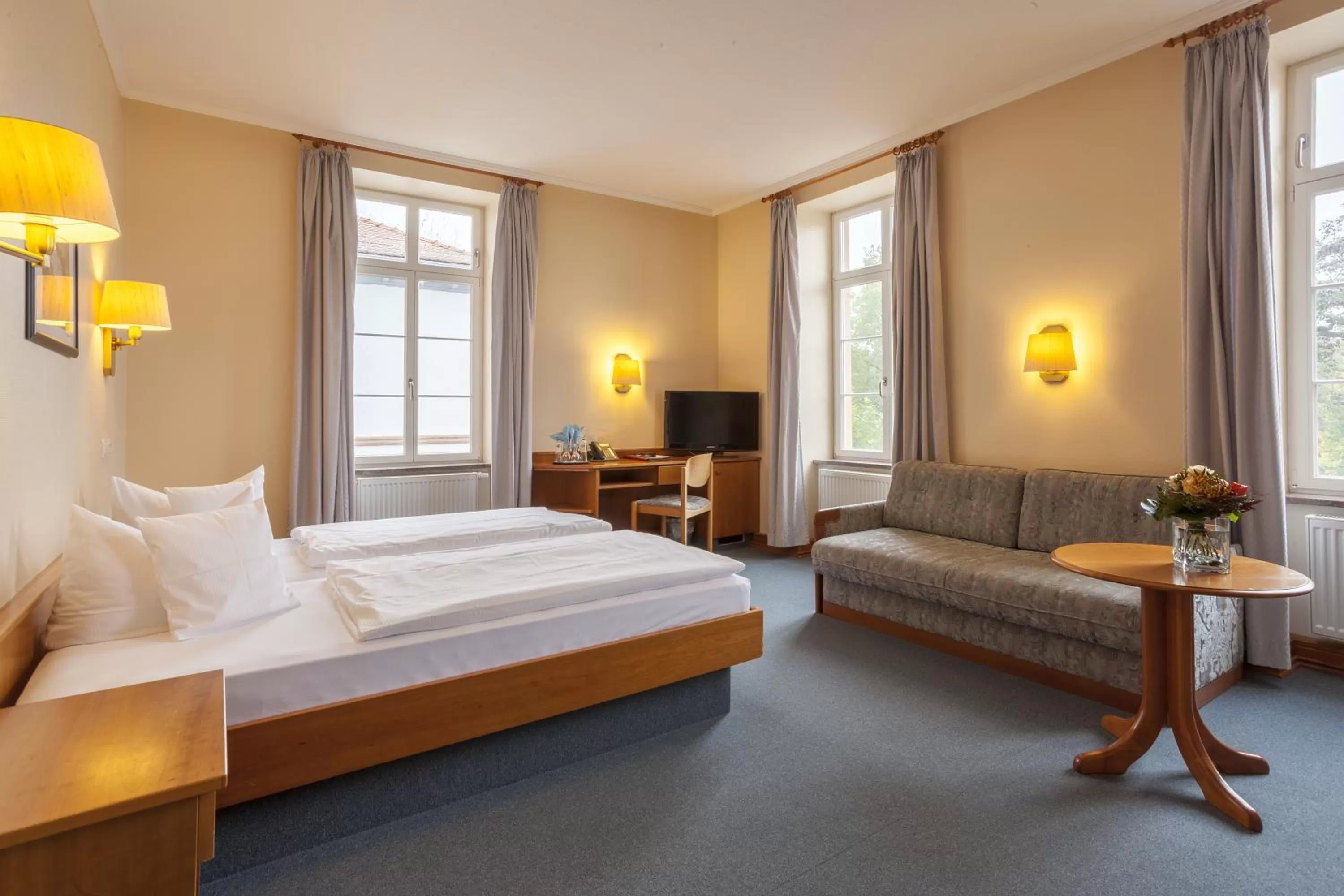 Photo of the whole room in Kurhaushotel Bad Salzhausen