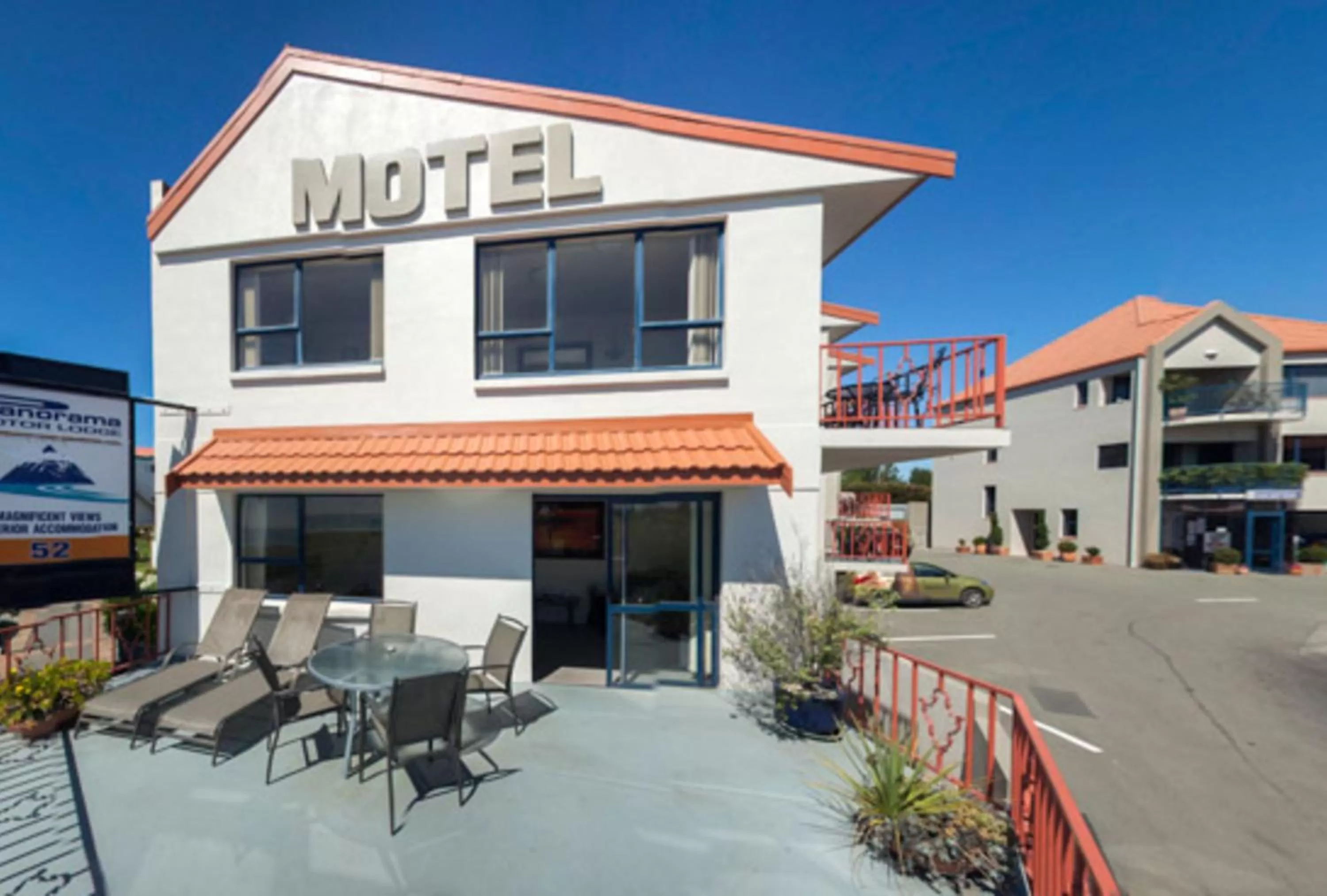 Property building in Panorama Motor Lodge