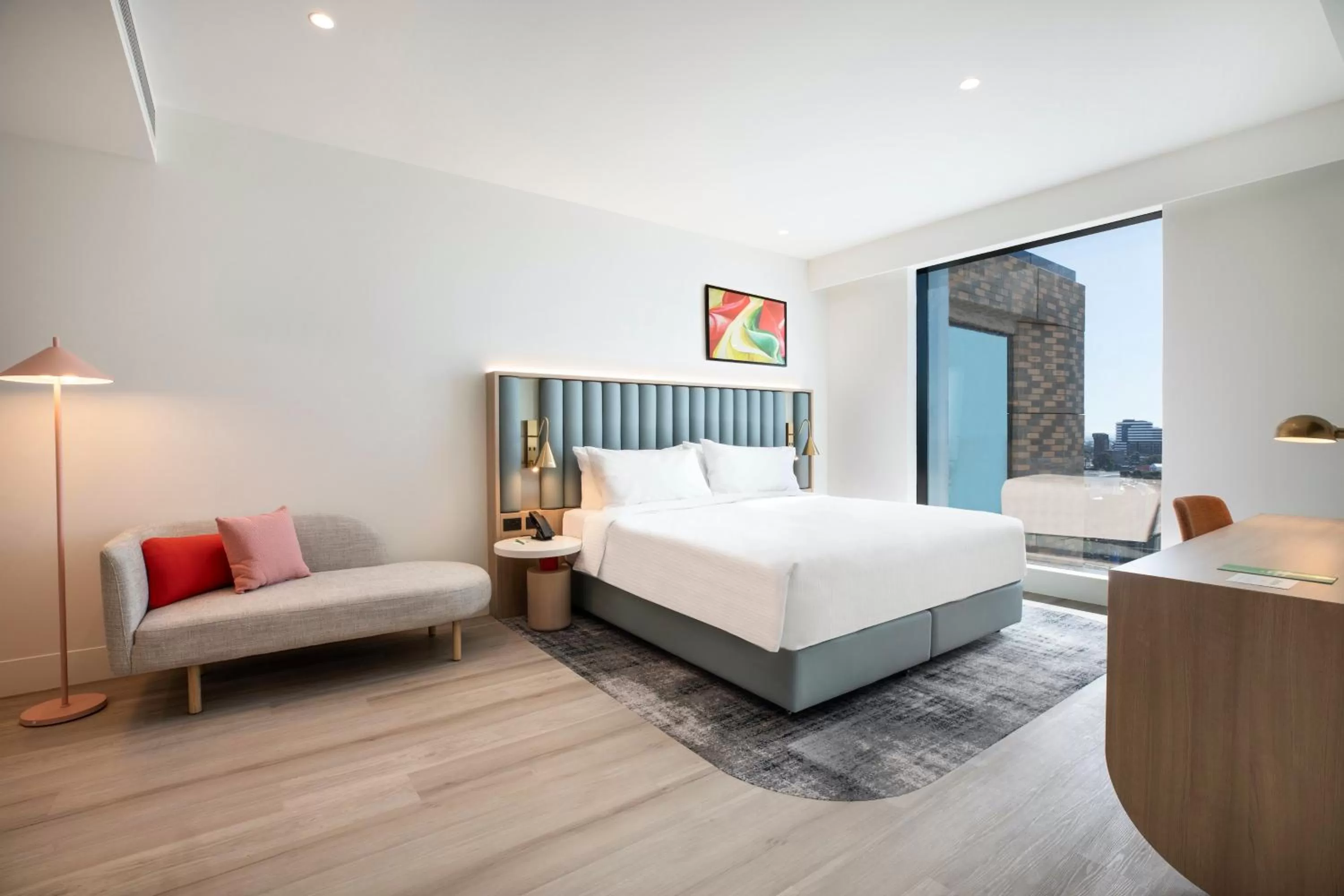 Photo of the whole room, Bed in Holiday Inn & Suites Geelong by IHG