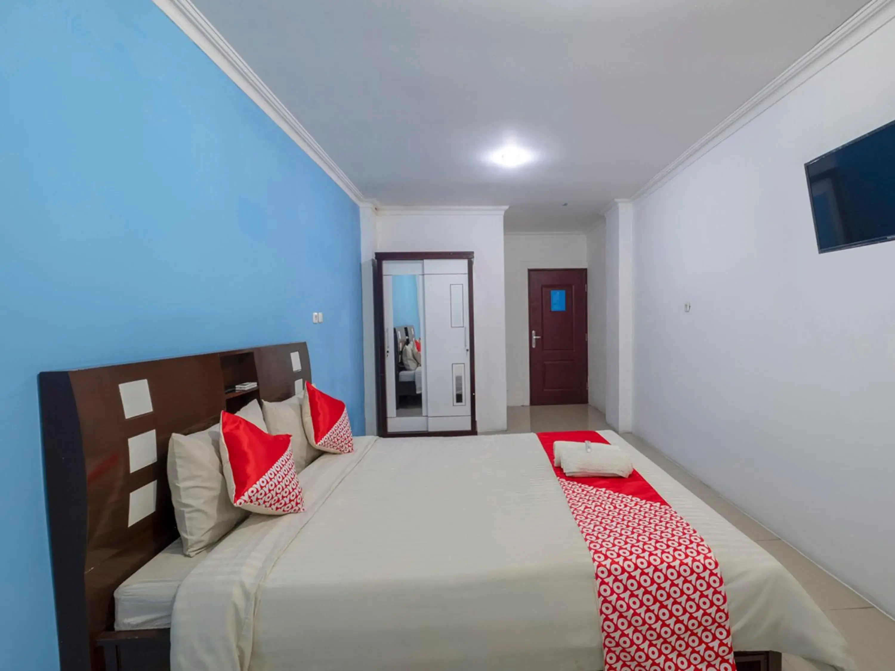 Bedroom, Bed in Super OYO 3747 Comfort Residence