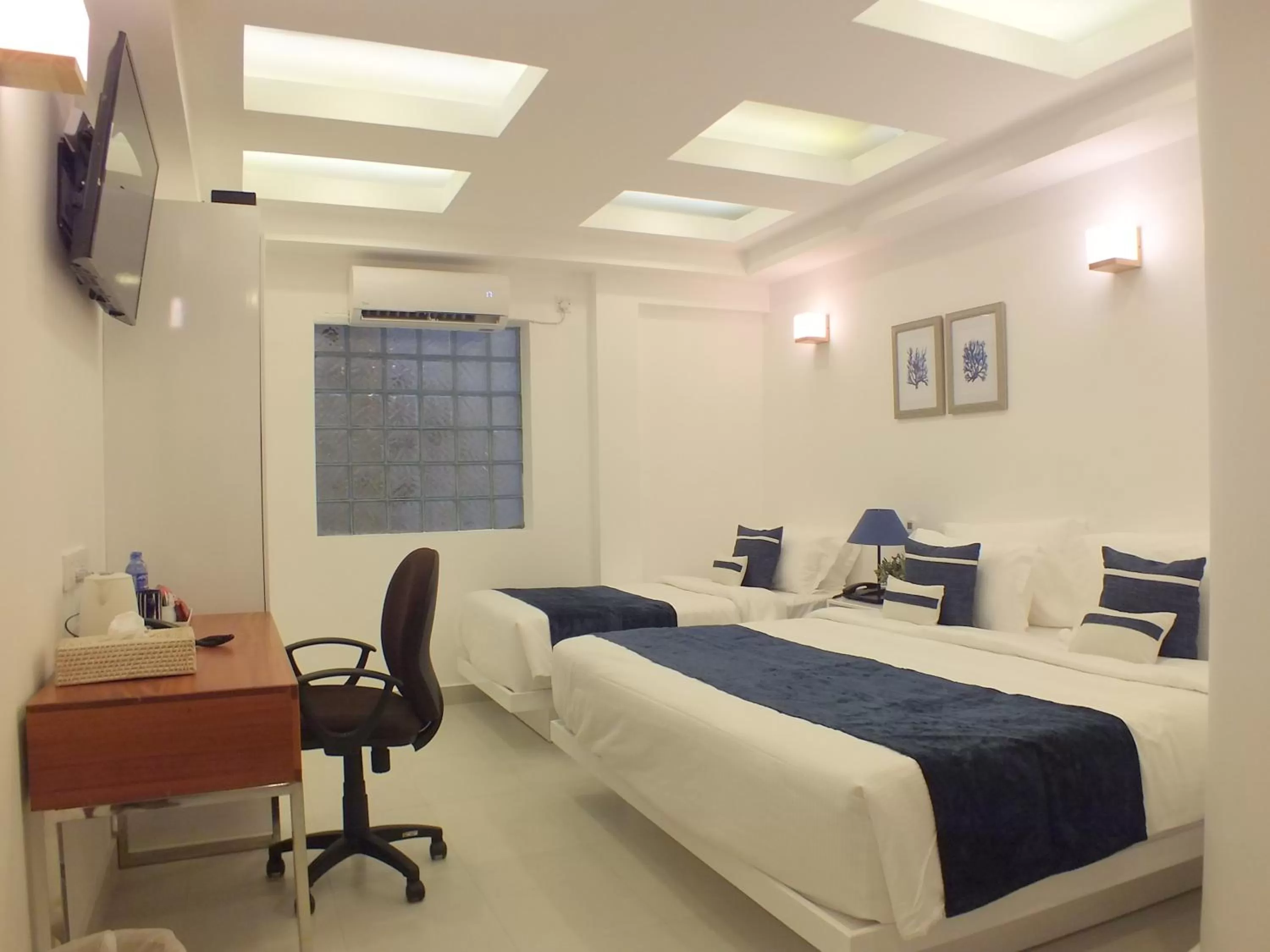 Photo of the whole room in The Residence