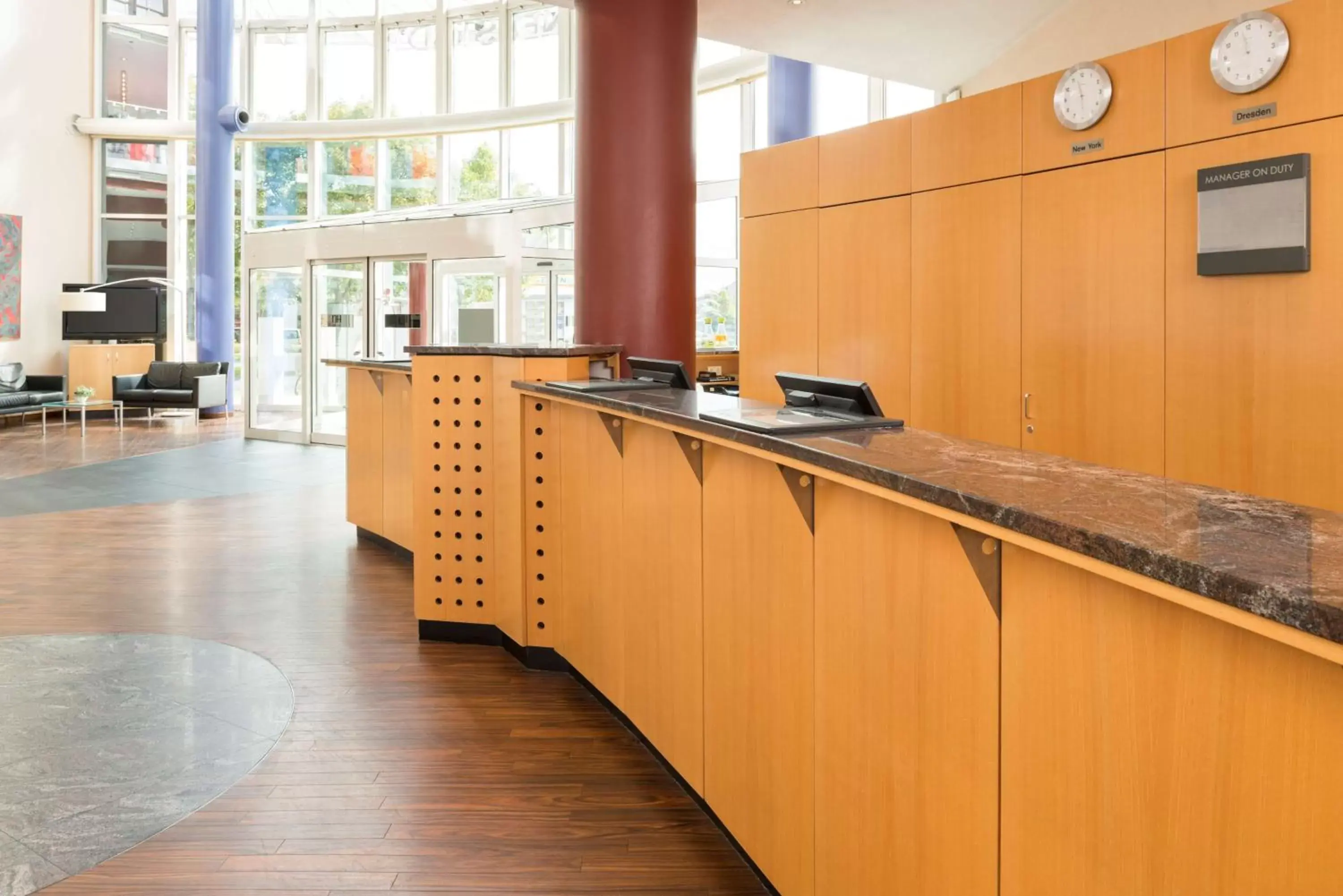 Lobby or reception in NH Dresden Neustadt Lobby or reception in NH Dresden Neustadt