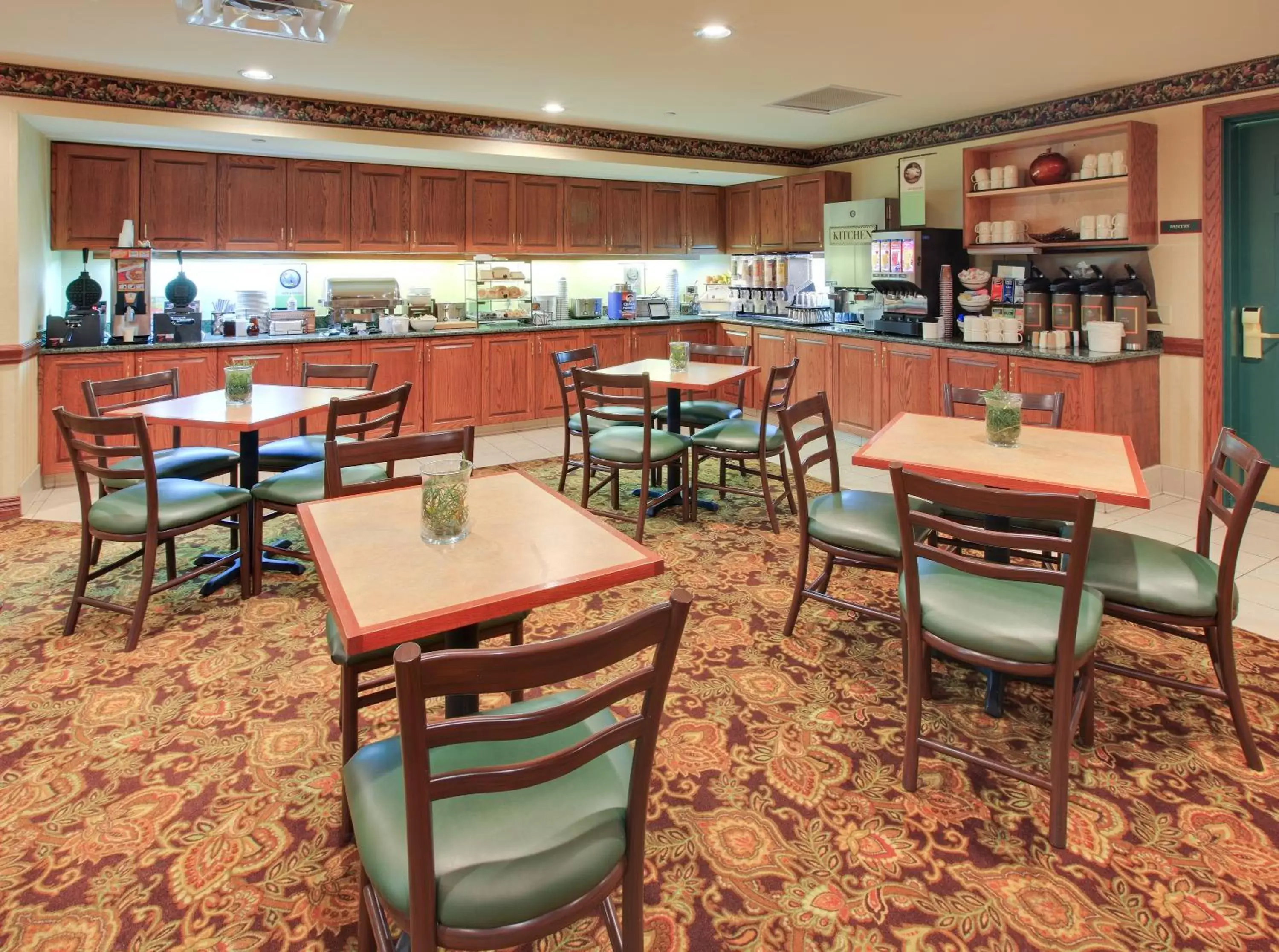 Dining area, Restaurant/Places to Eat in Country Inn & Suites by Radisson, Bentonville South - Rogers, AR