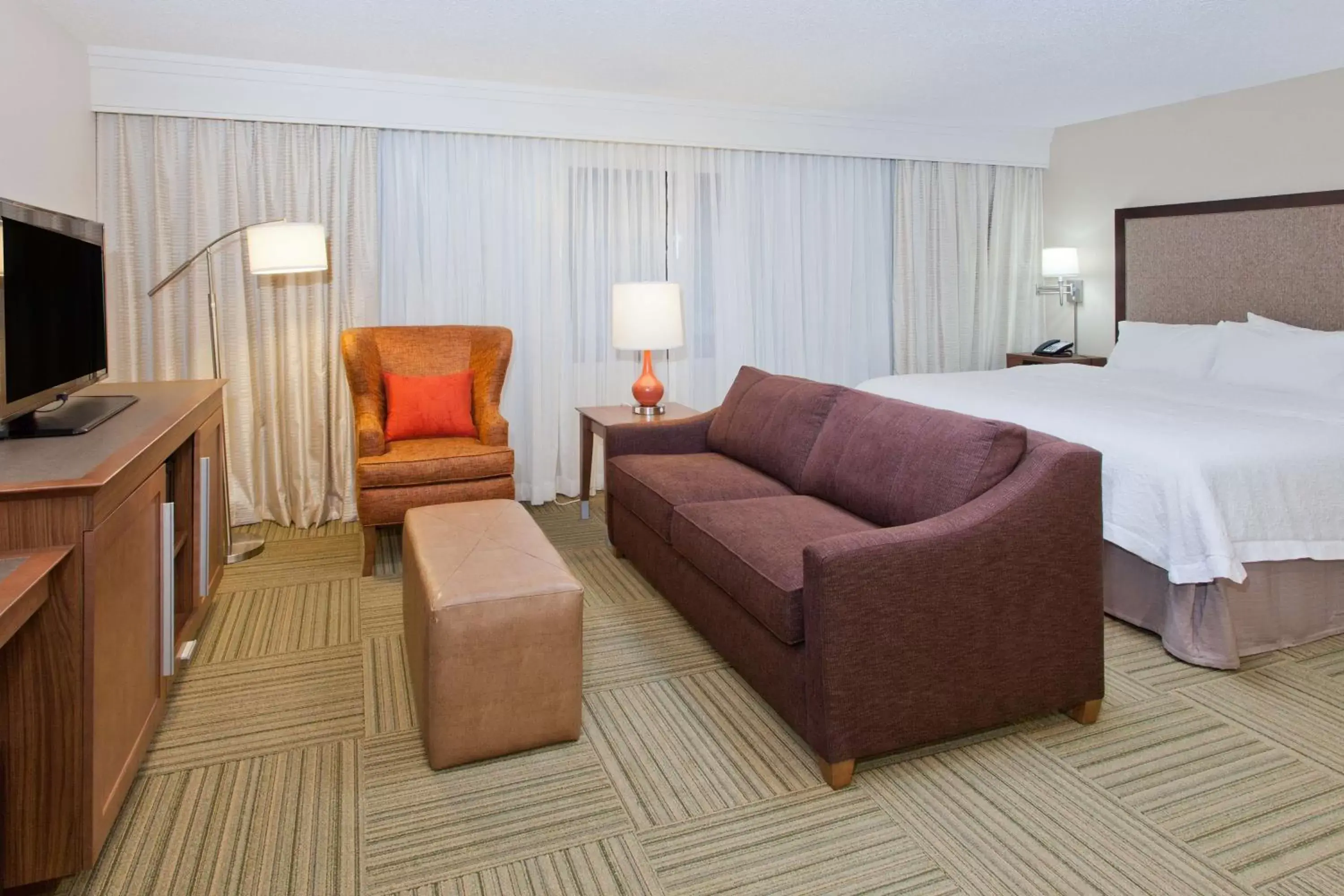 Living room, Seating Area in Hampton Inn Bremen