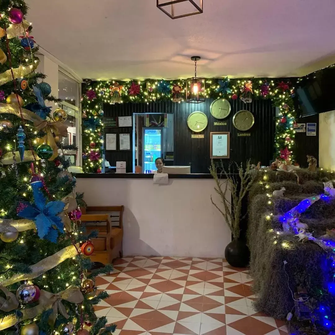 Lobby/Reception in Hotel Jiménez