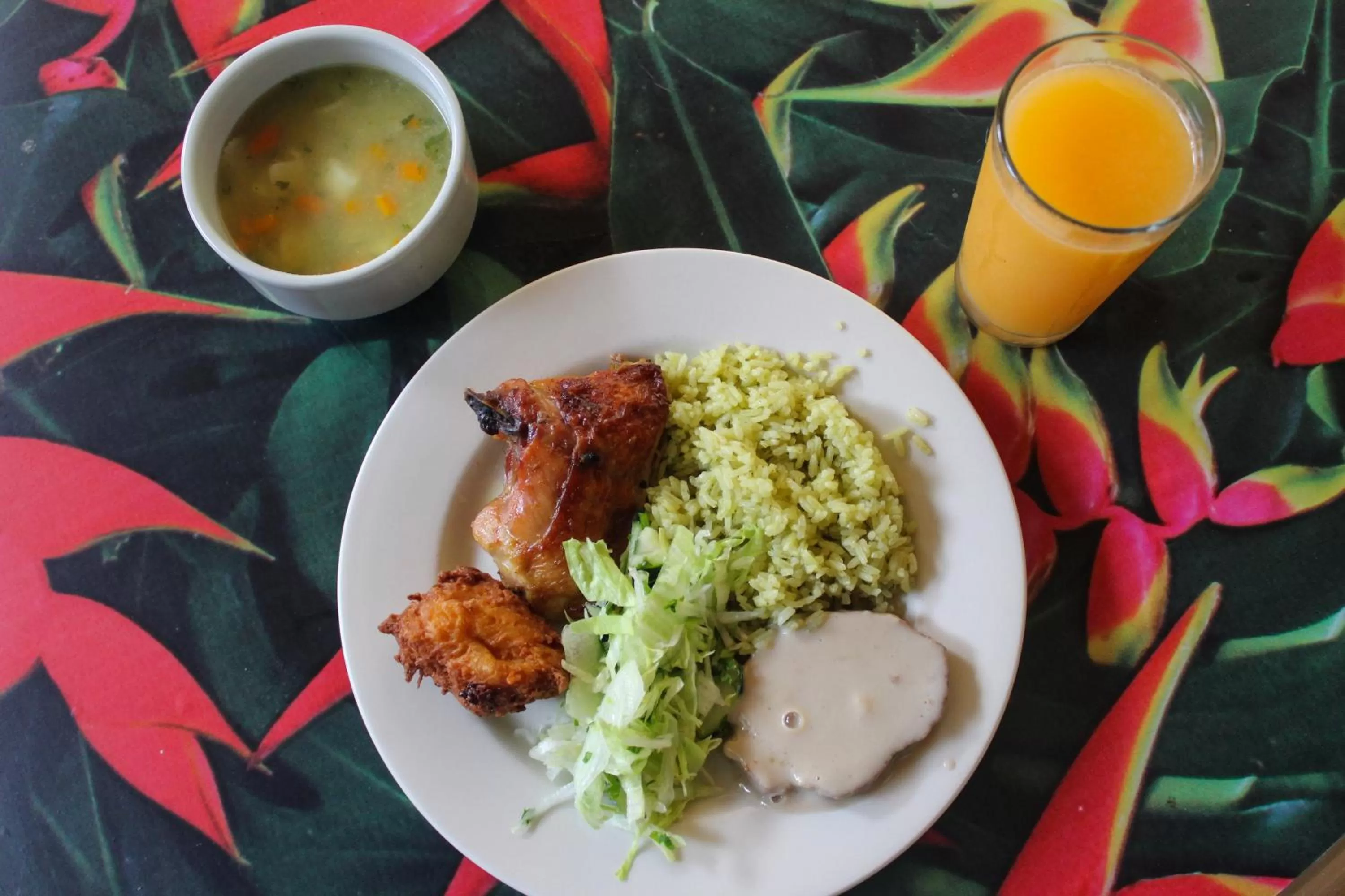 Food and drinks in Rio Escondido