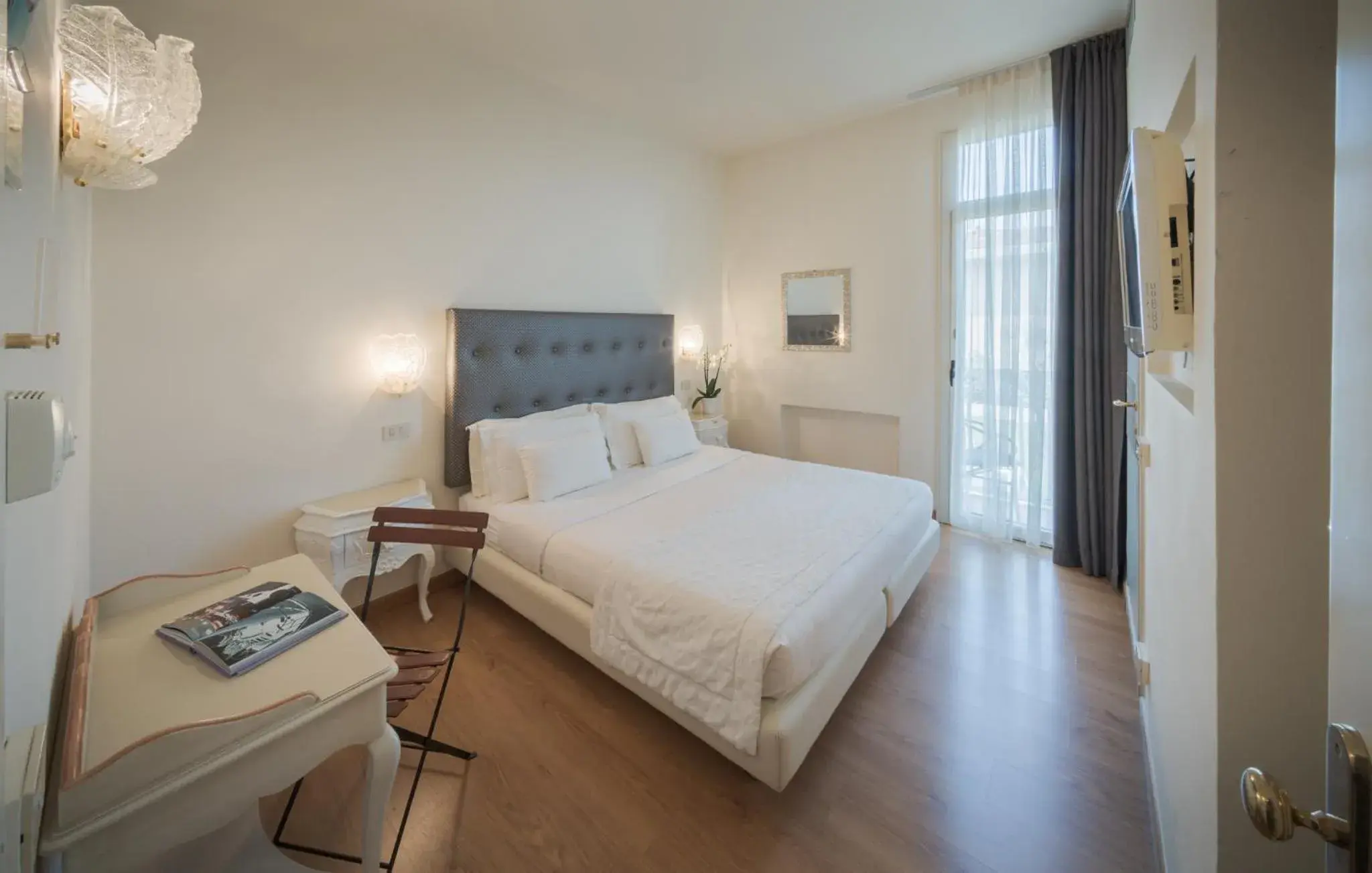 Bedroom, Bed in Olivi Hotel & Natural Spa