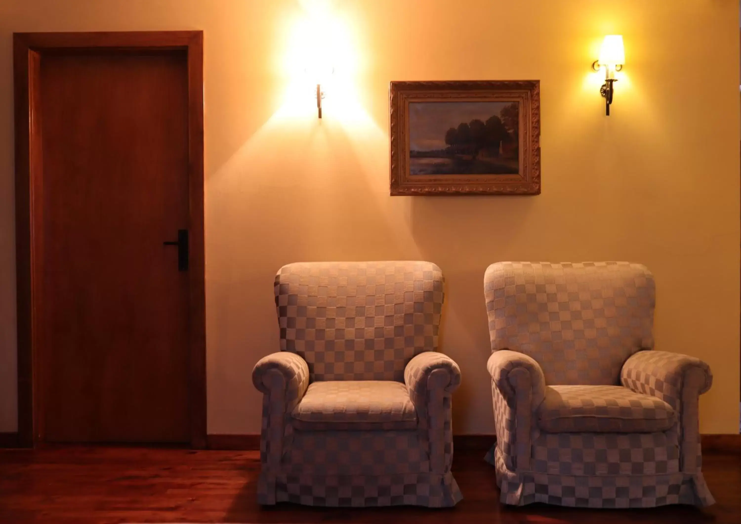 Communal lounge/ TV room, Seating Area in Alojamento Santa Clara