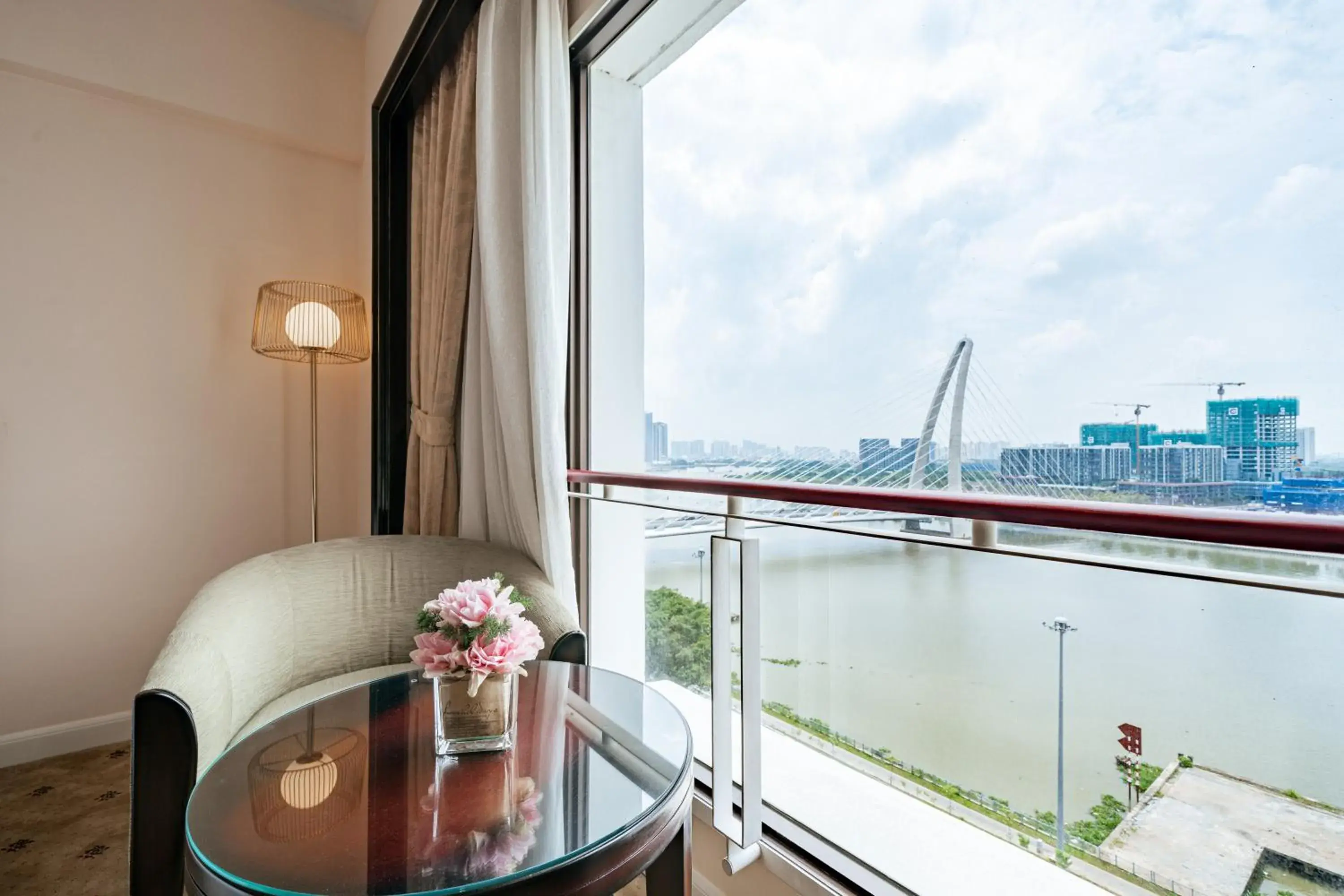 Seating area in Lotte Hotel Saigon