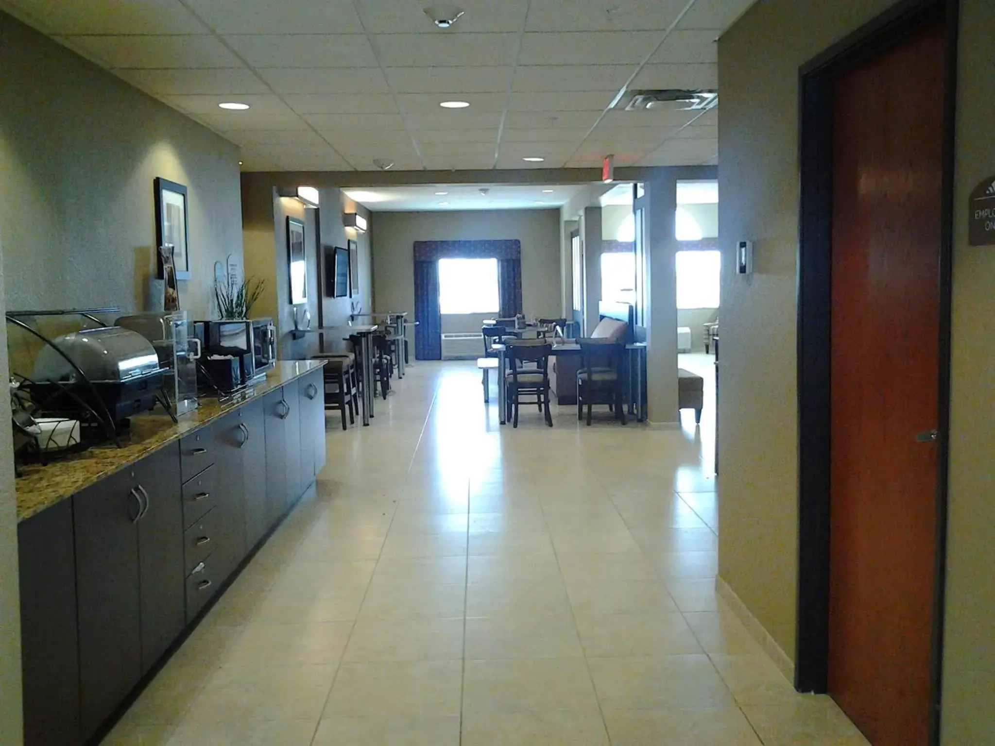 Restaurant/Places to Eat in Microtel Inn & Suites Cotulla