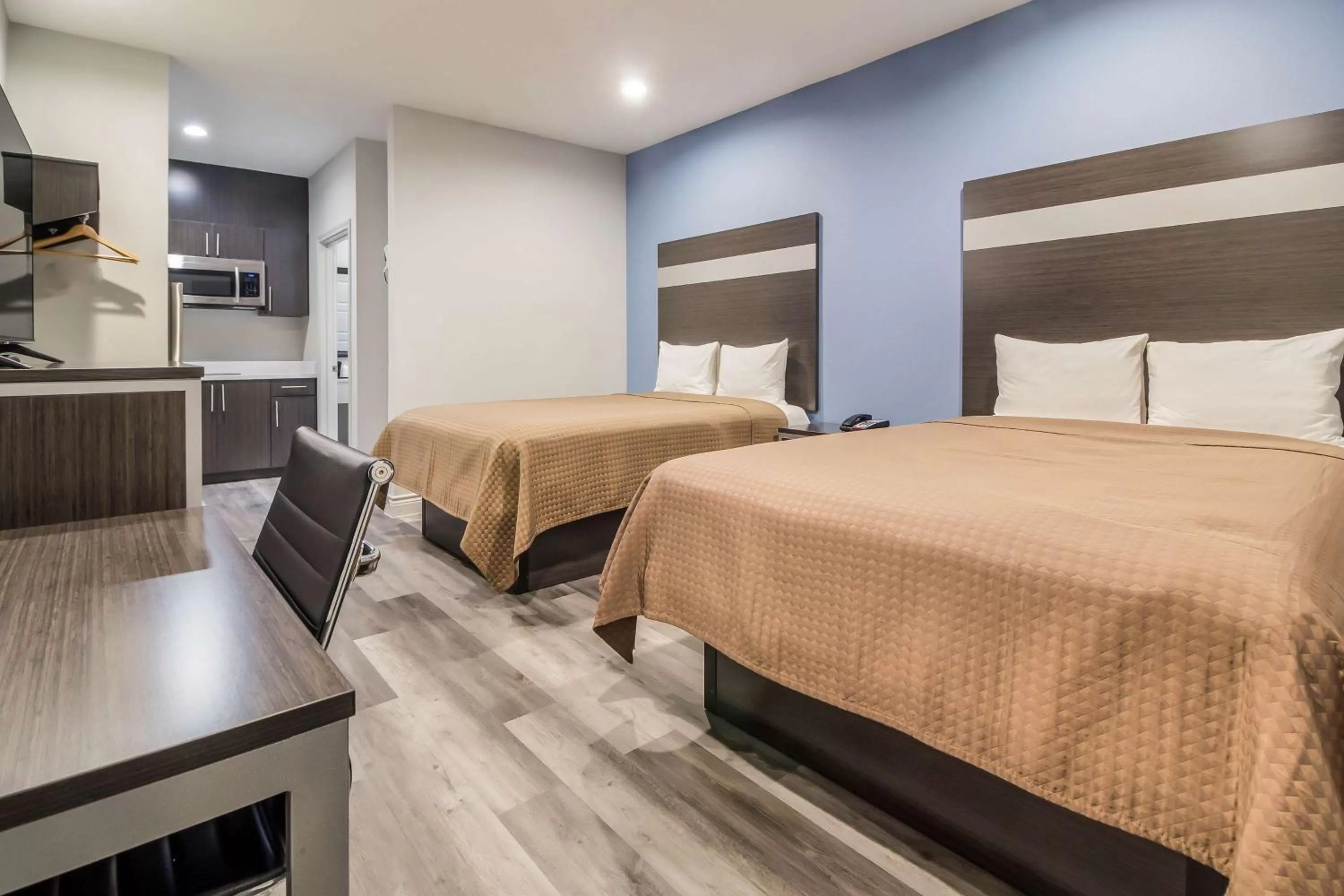 Bed in Studio 6 Deer Park, Tx