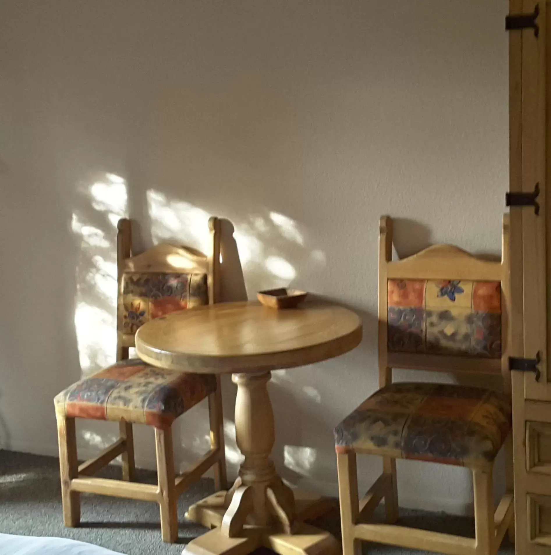 Decorative detail, Seating Area in Beaver Creek Inn