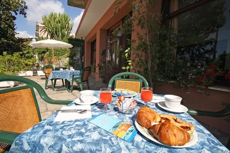 Patio in Hotel Kristina