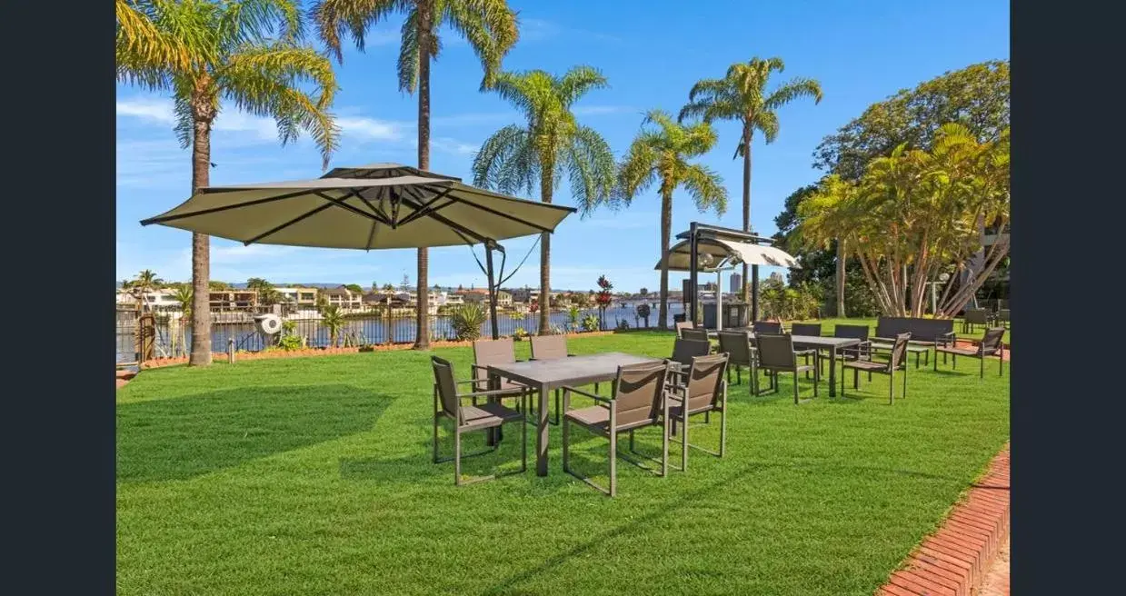 Garden in Silverton Apartment Resort Surfers Paradise