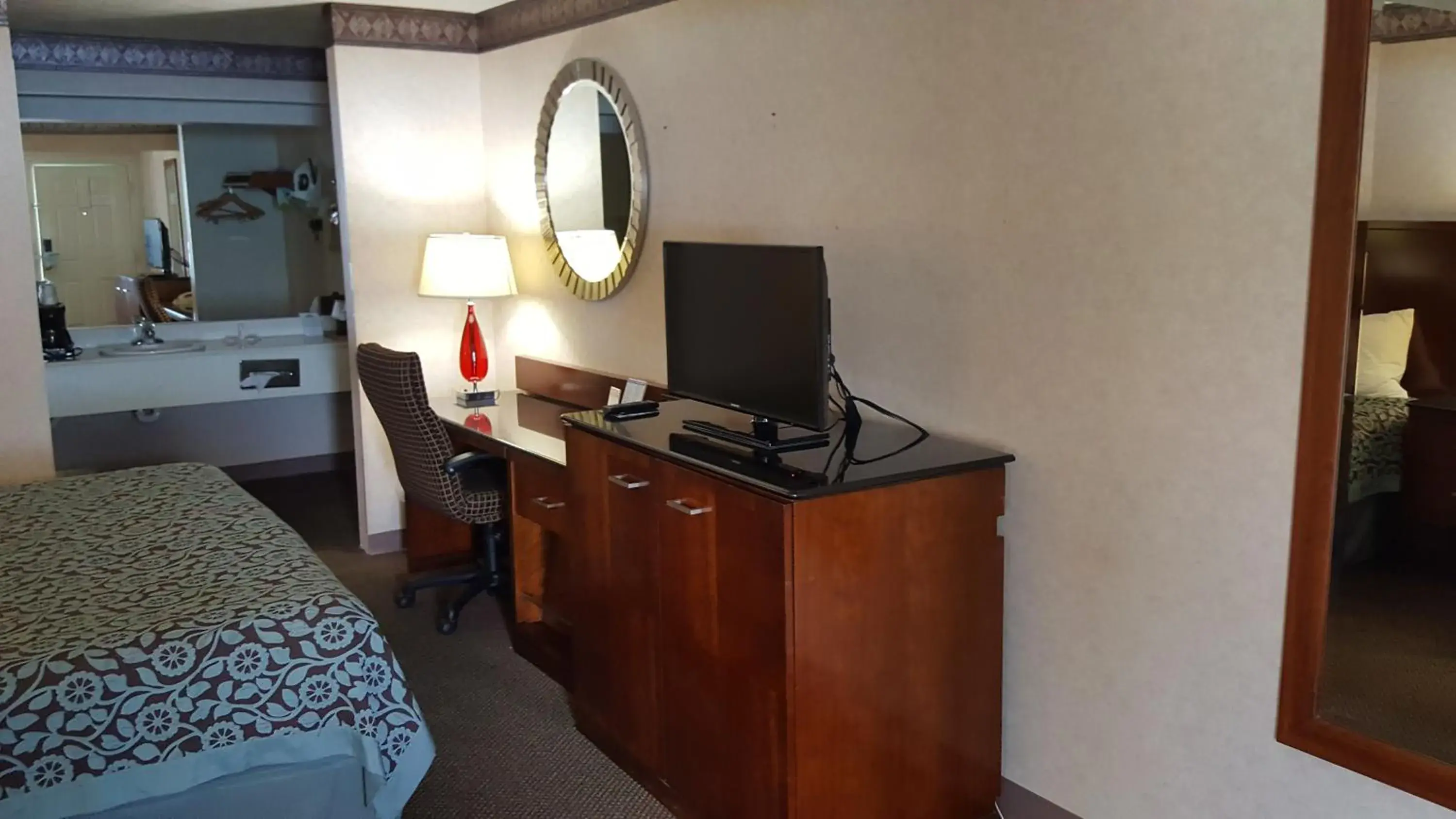 TV/Entertainment Center in Days Inn by Wyndham Morristown