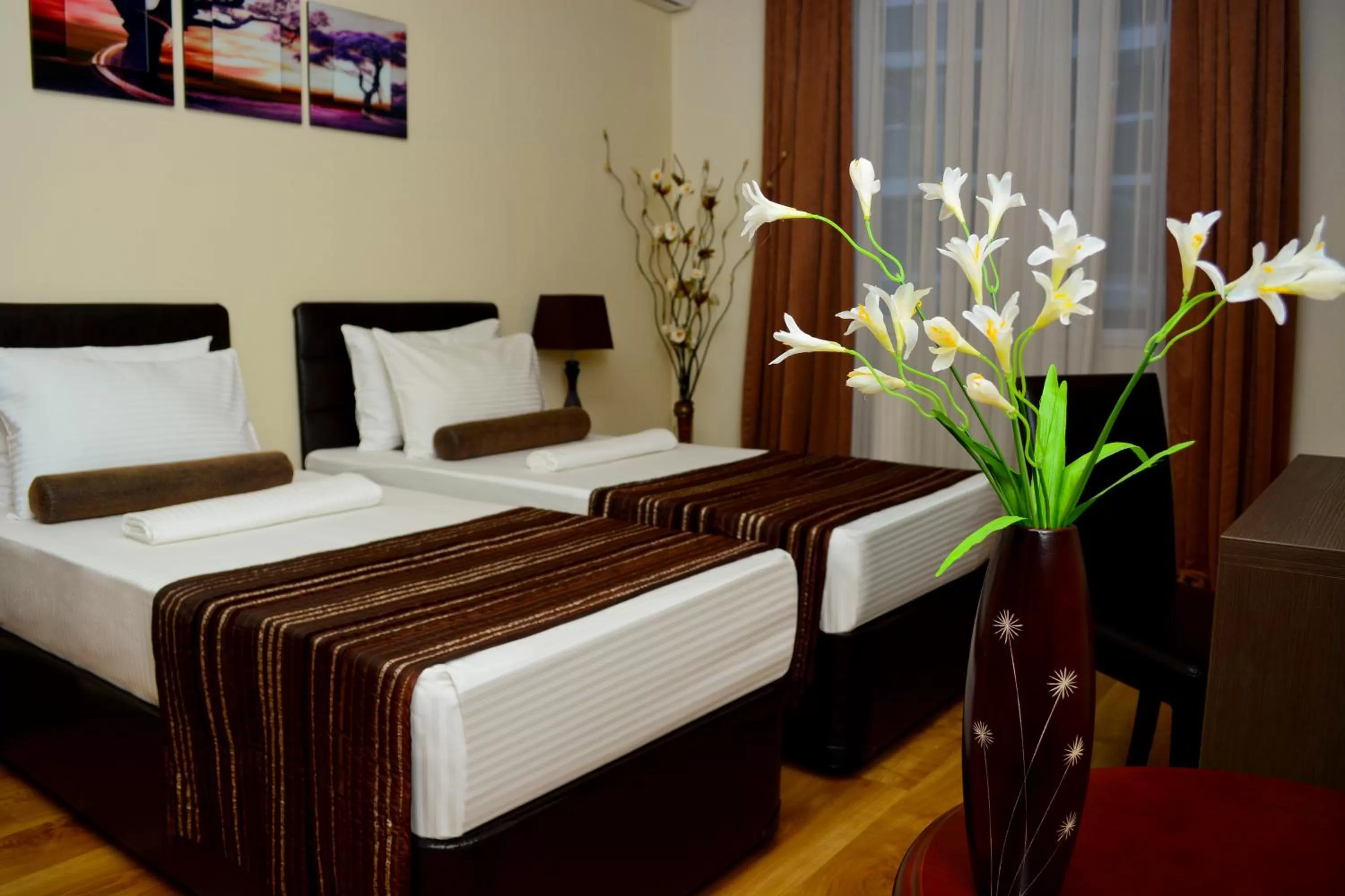 Photo of the whole room, Bed in Hotel Diamond