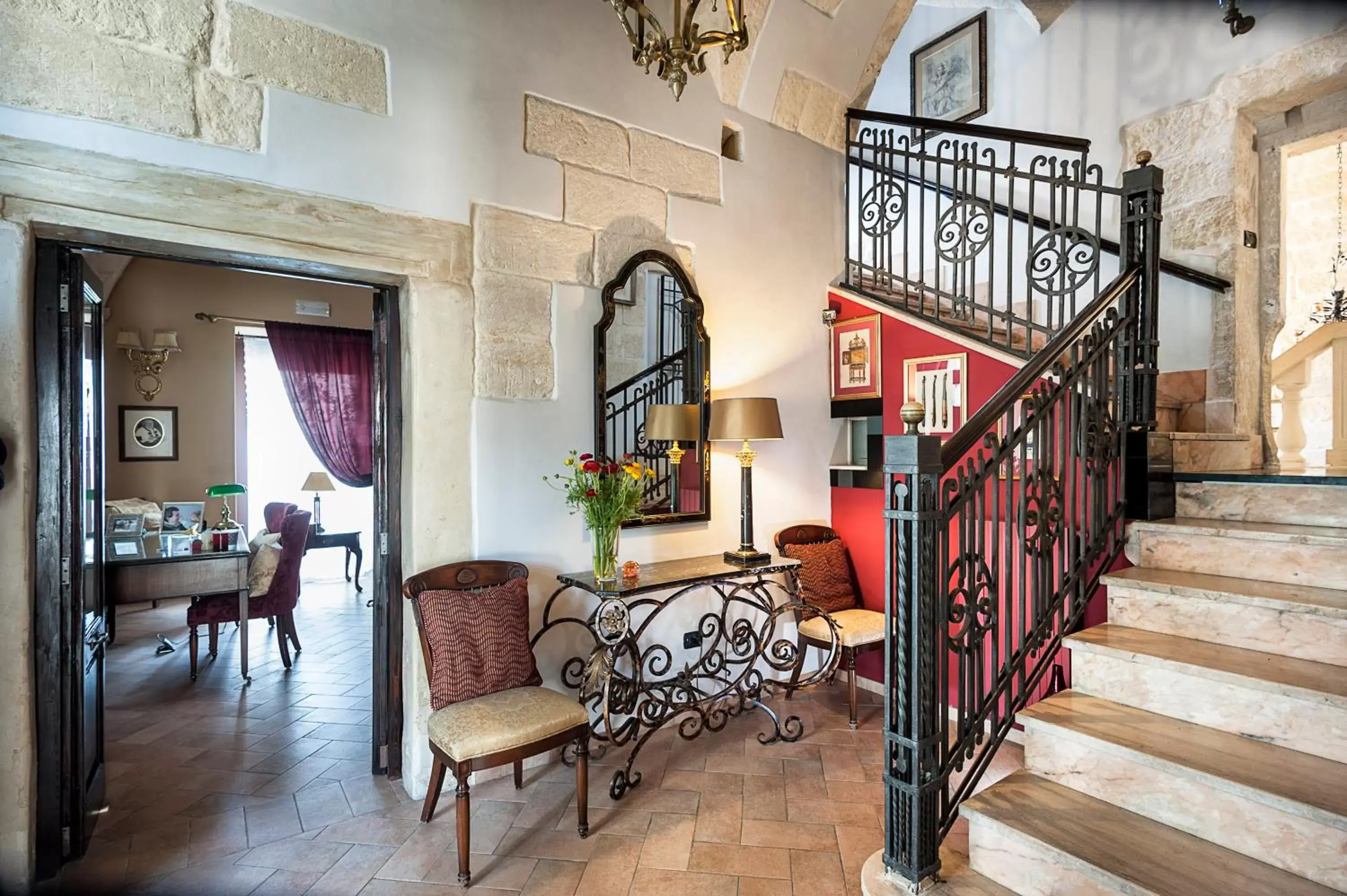 Lobby or reception, Restaurant/Places to Eat in Palazzo Muro Leccese Relais de Charme & Wellness
